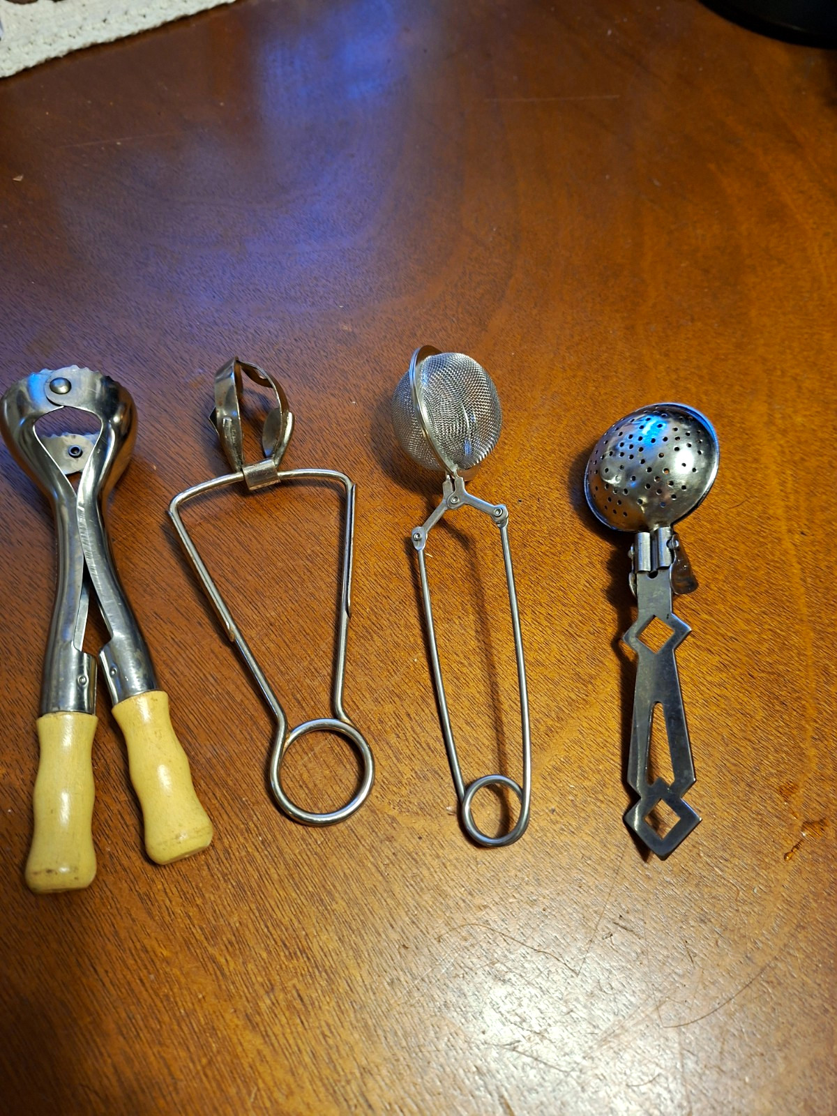 Vintage Kitchen Utensil Gadget Lot 4pc Citra Melon Baller Nutbrown Tea Infuser