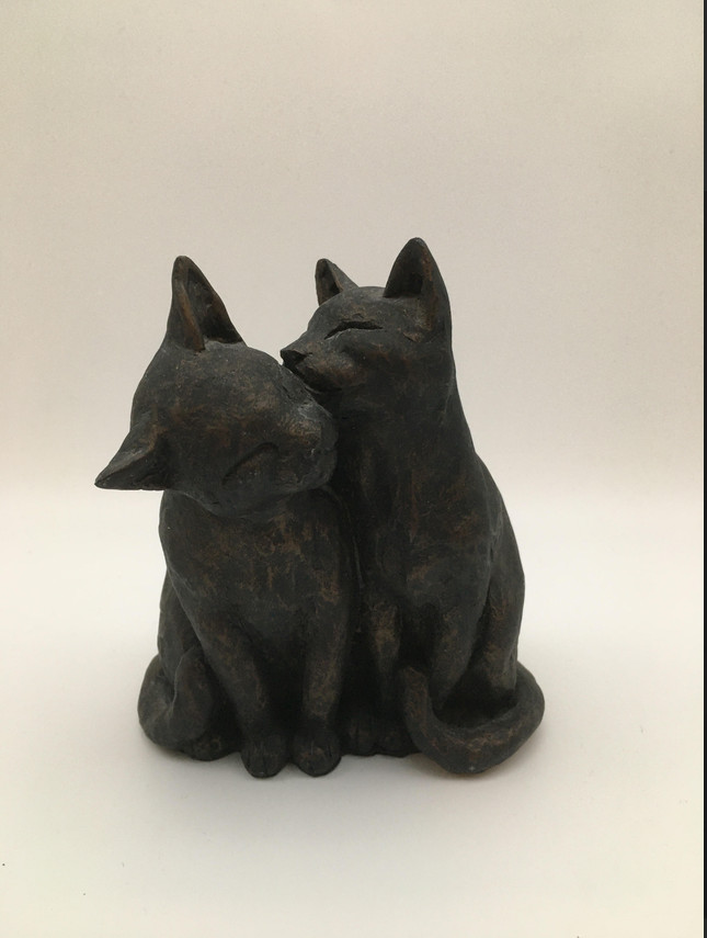 VINTAGE CAST BRIONZE KISSING CATS BY ARTIST PAUL JENKINS
