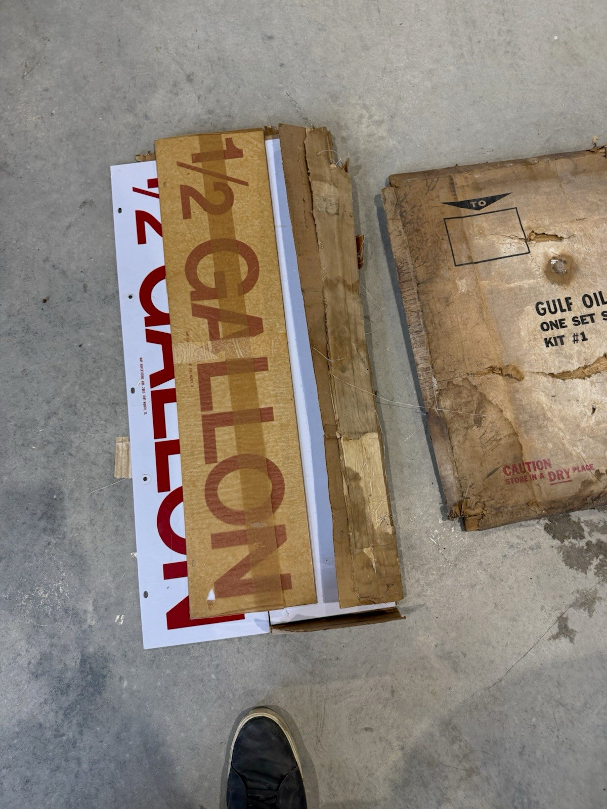 Gulf Gas & Oil Original Advertising Sign 1960s 1/2 Gallon White/Red