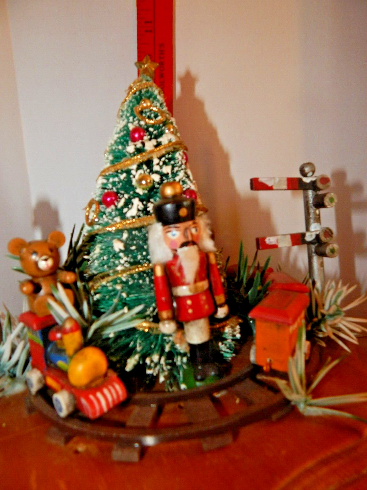 VNTG XMAS Tree Wooden TURNING Music Box SCHMID 1983 (#V157) VNTG XMAS Tree Wooden TURNING Music Box SCHMID 1983 (#V157)