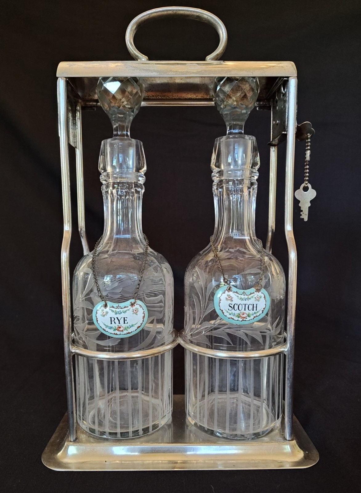 ANTIQUE ENGLISH SILVER PLATE TANTALUS C.1880-1900 WHEAT ENGRAVED GLASS DECANTERS