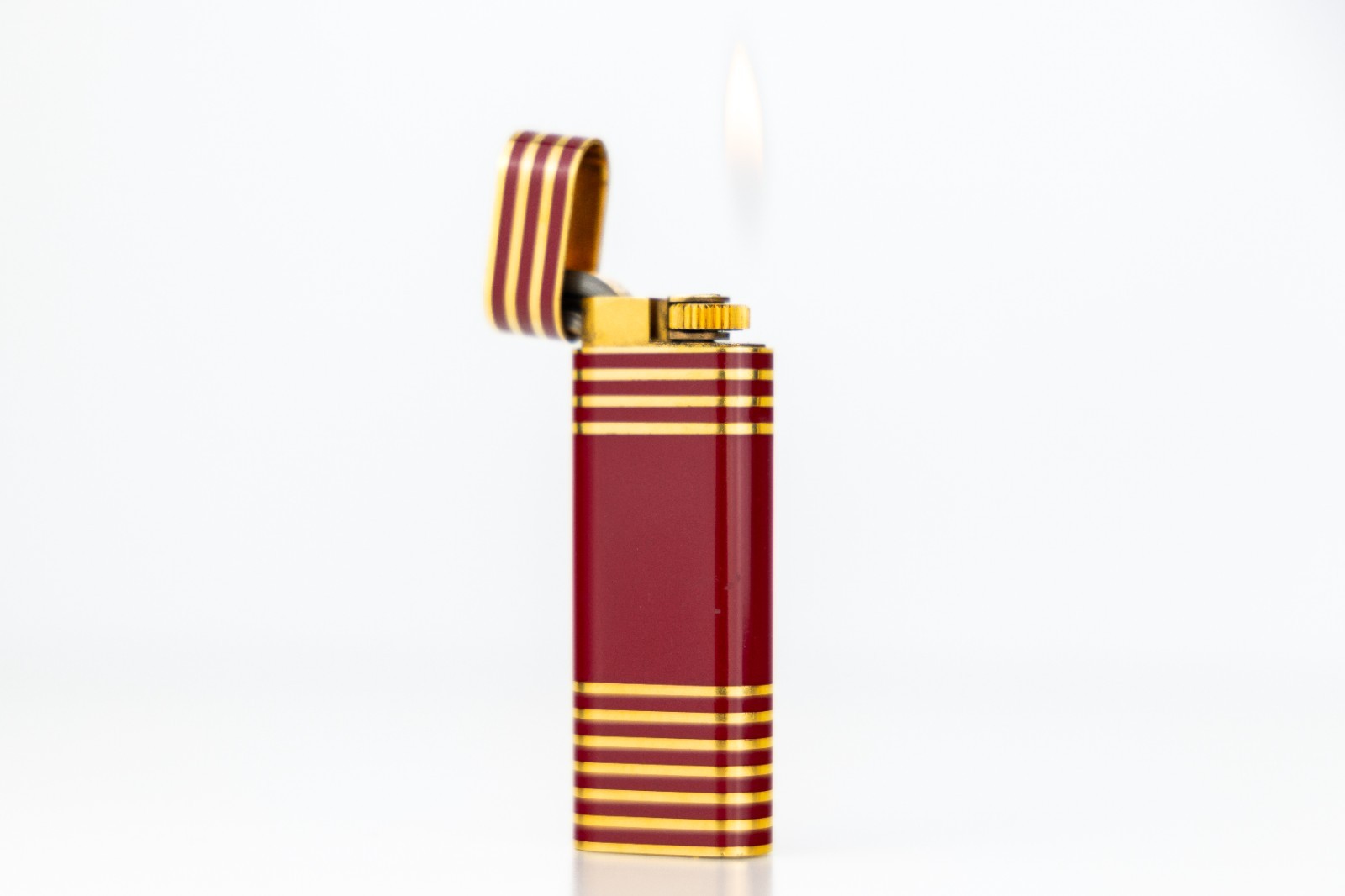 Vintage Cartier Oval Lighter Gold & Red Lacquer (Working Condition) Vintage Cartier Oval Lighter Gold & Red Lacquer (Working Condition)