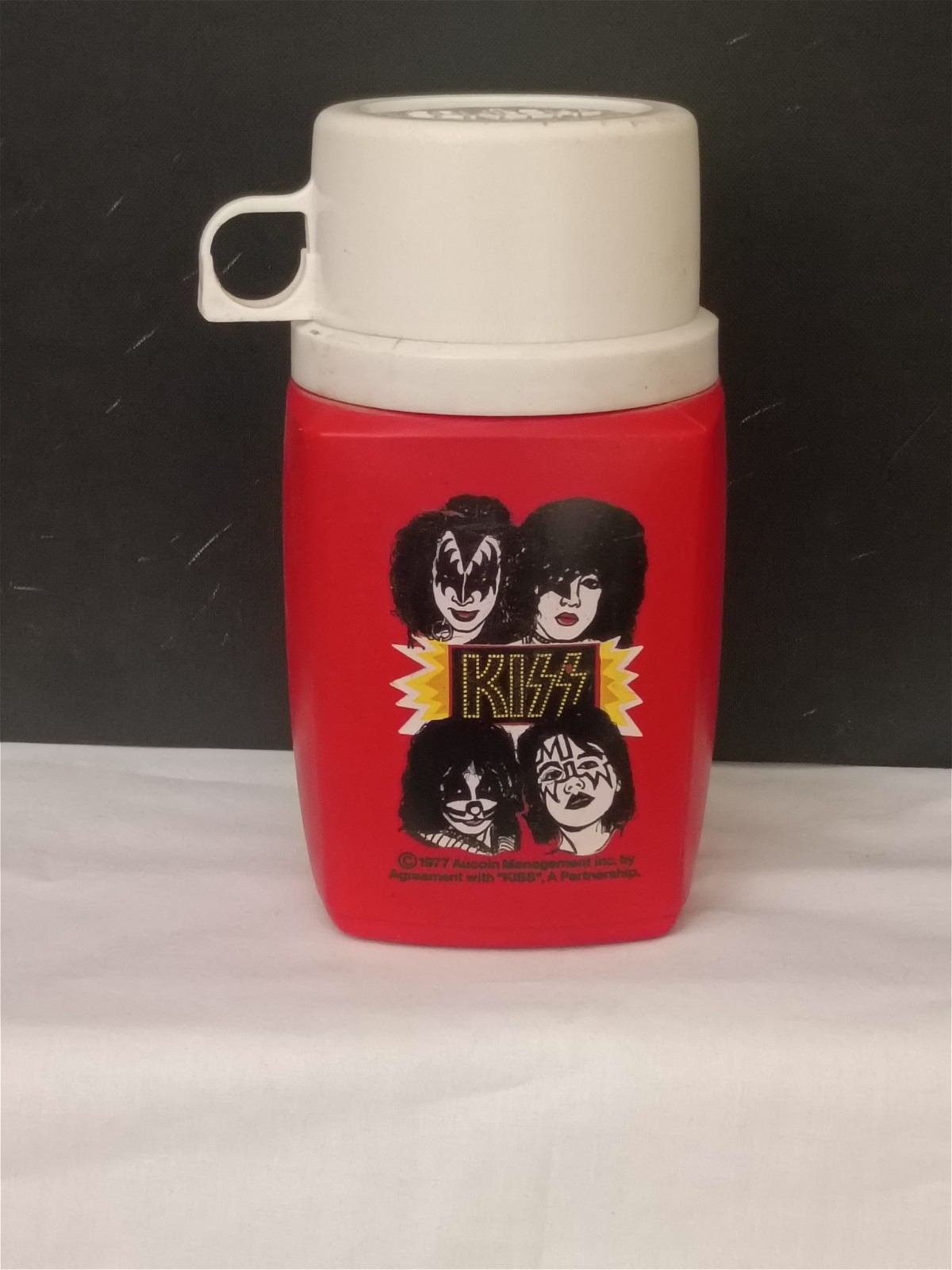 🔥 Vintage 1977 KISS Thermos ✨Aucoin Management 🤘 Rare Rock KISS Memorabilia🎸 🔥 Vintage 1977 KISS Thermos ✨Aucoin Management 🤘 Rare Rock KISS Memorabilia🎸