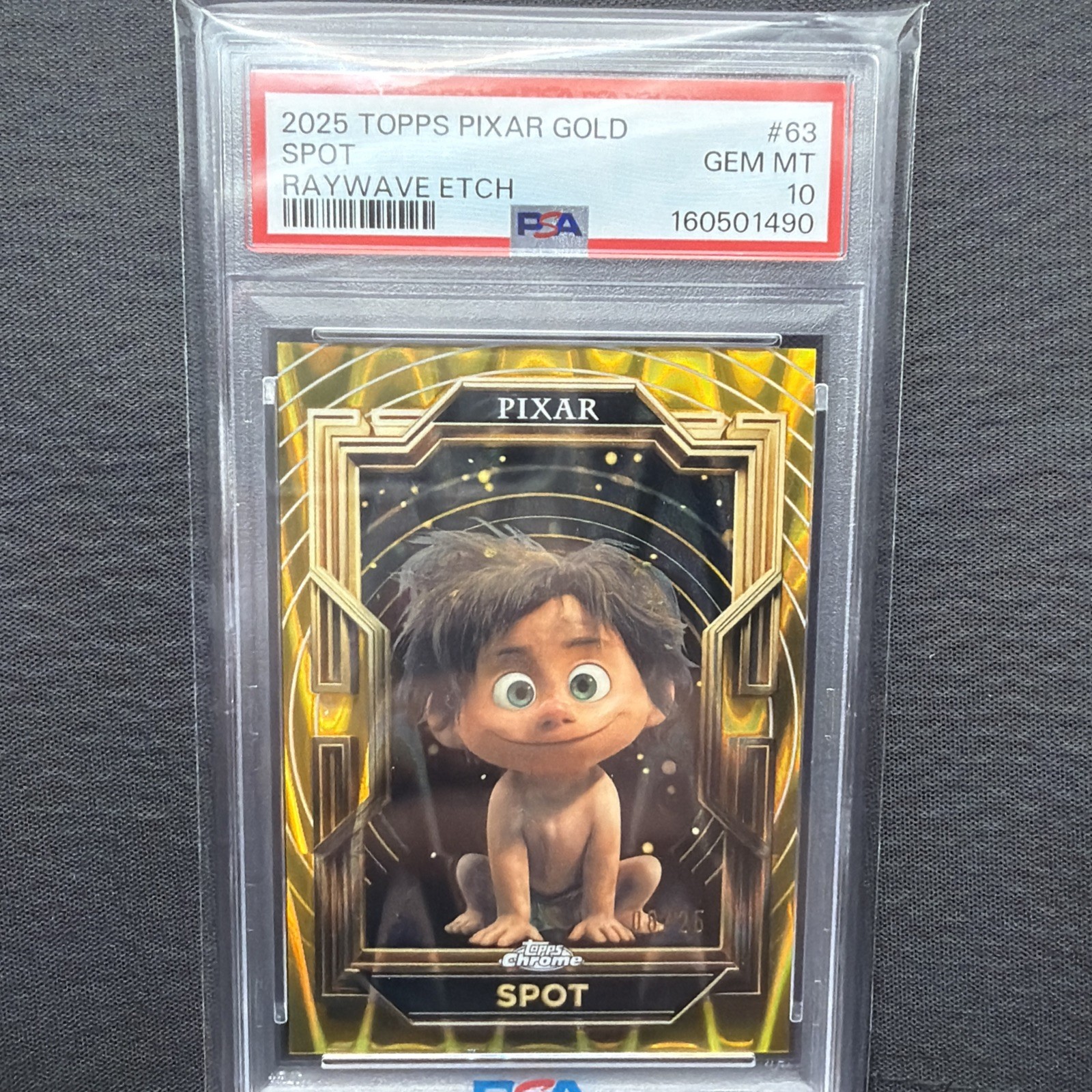 2025 Topps Chrome Pixar Gold Wave SPOT The Good Dinosaur /25 PSA 10 POP 1