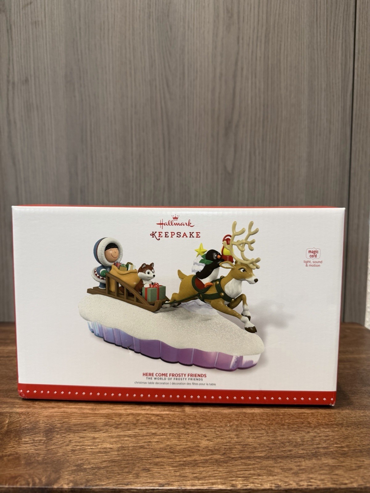 2015 Hallmark Here Come Frosty Friends Christmas Table Decoration Magic Cord NEW 2015 Hallmark Here Come Frosty Friends Christmas Table Decoration Magic Cord NEW