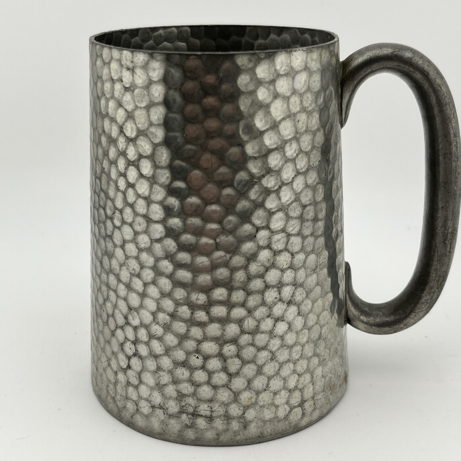 VTG A.R. Wentworth English Pewter Hammered Tankard 1 Pint Sheffield Crown Signed VTG A.R. Wentworth English Pewter Hammered Tankard 1 Pint Sheffield Crown Signed