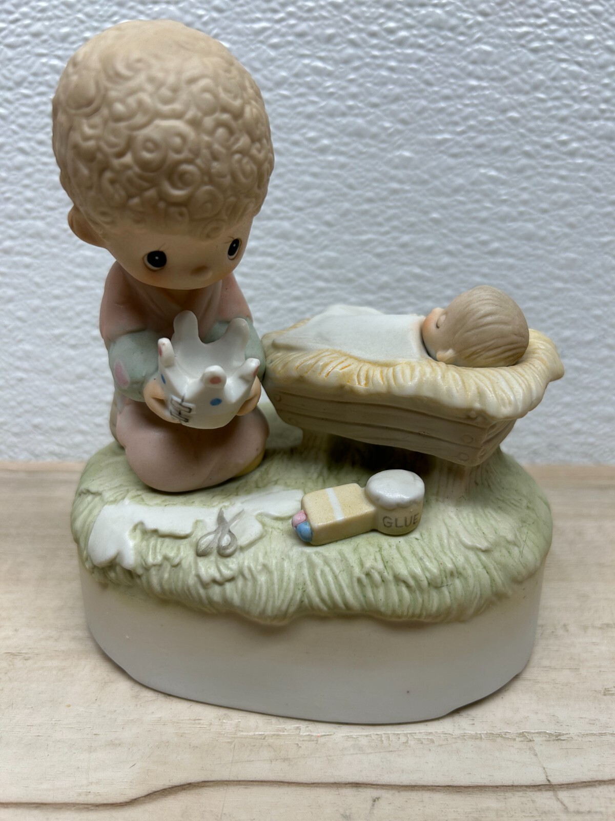 1979 Enesco Precious Moments Crown Him Lord Of All Music Box Porcelain Figurine 1979 Enesco Precious Moments Crown Him Lord Of All Music Box Porcelain Figurine