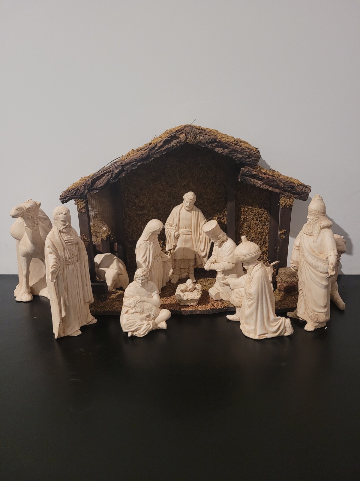 Vintage Large Cream 12Pc Nativity Scene Rustic Wooden Moss Straw Manger Camel