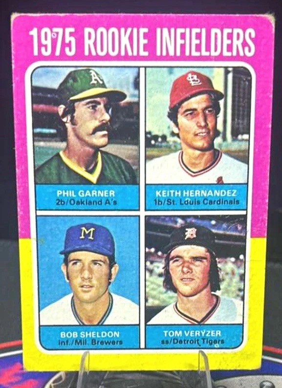 Topps 1975 Topps #623 Rookie Infielders Rookie Garner Hernandez Sheldon Veryzer Topps 1975 Topps #623 Rookie Infielders Rookie Garner Hernandez Sheldon Veryzer
