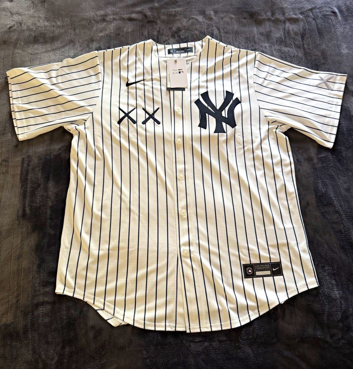 Nike New York Yankees x KAWS Pinstripe Jersey White/Navy Sizes L/M MLB Baseball Nike New York Yankees x KAWS Pinstripe Jersey White/Navy Sizes L/M MLB Baseball