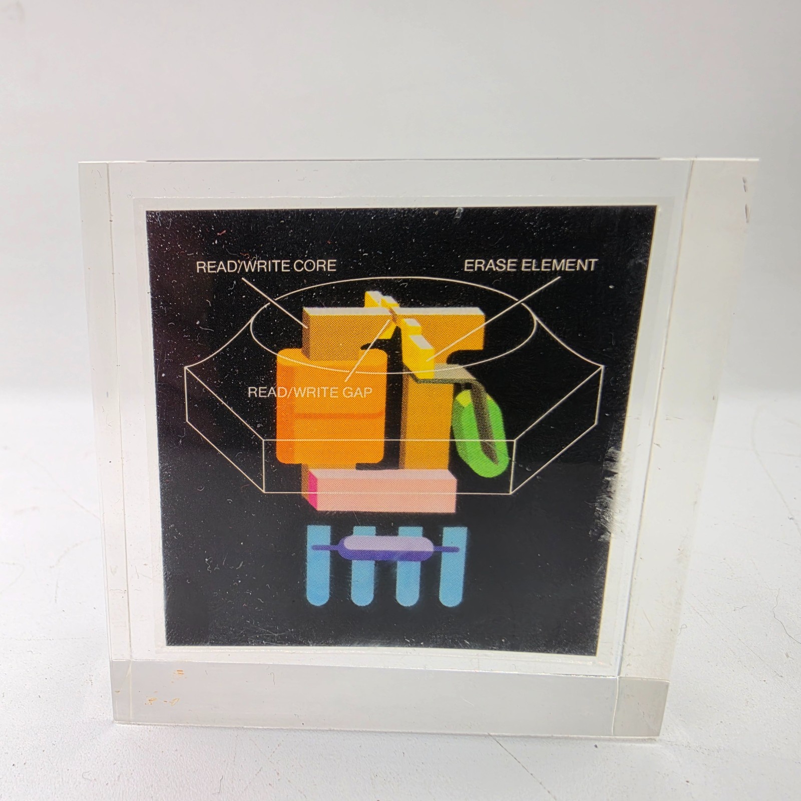 Vintage 1970s Shugart Read Write Head SA801 SA400 Lucite Paperweight Tech Vintage 1970s Shugart Read Write Head SA801 SA400 Lucite Paperweight Tech