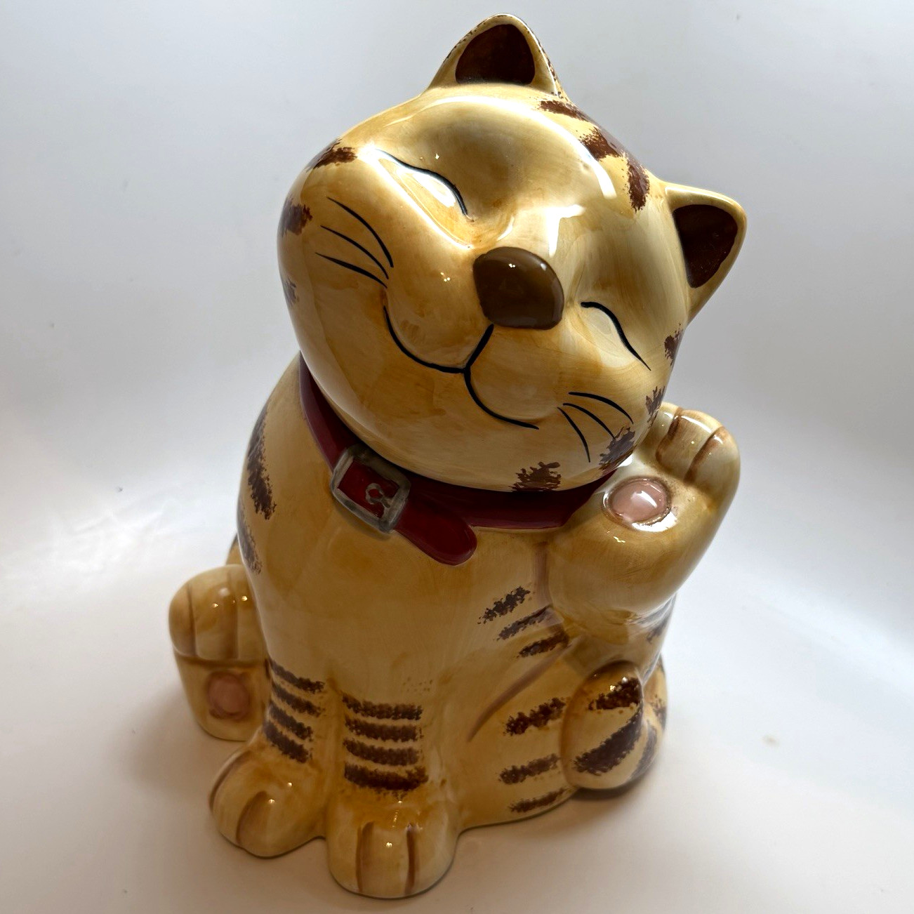 Vintage 1970’s GKAO Smiling Scratching Tabby cookie Jar Vintage 1970’s GKAO Smiling Scratching Tabby cookie Jar