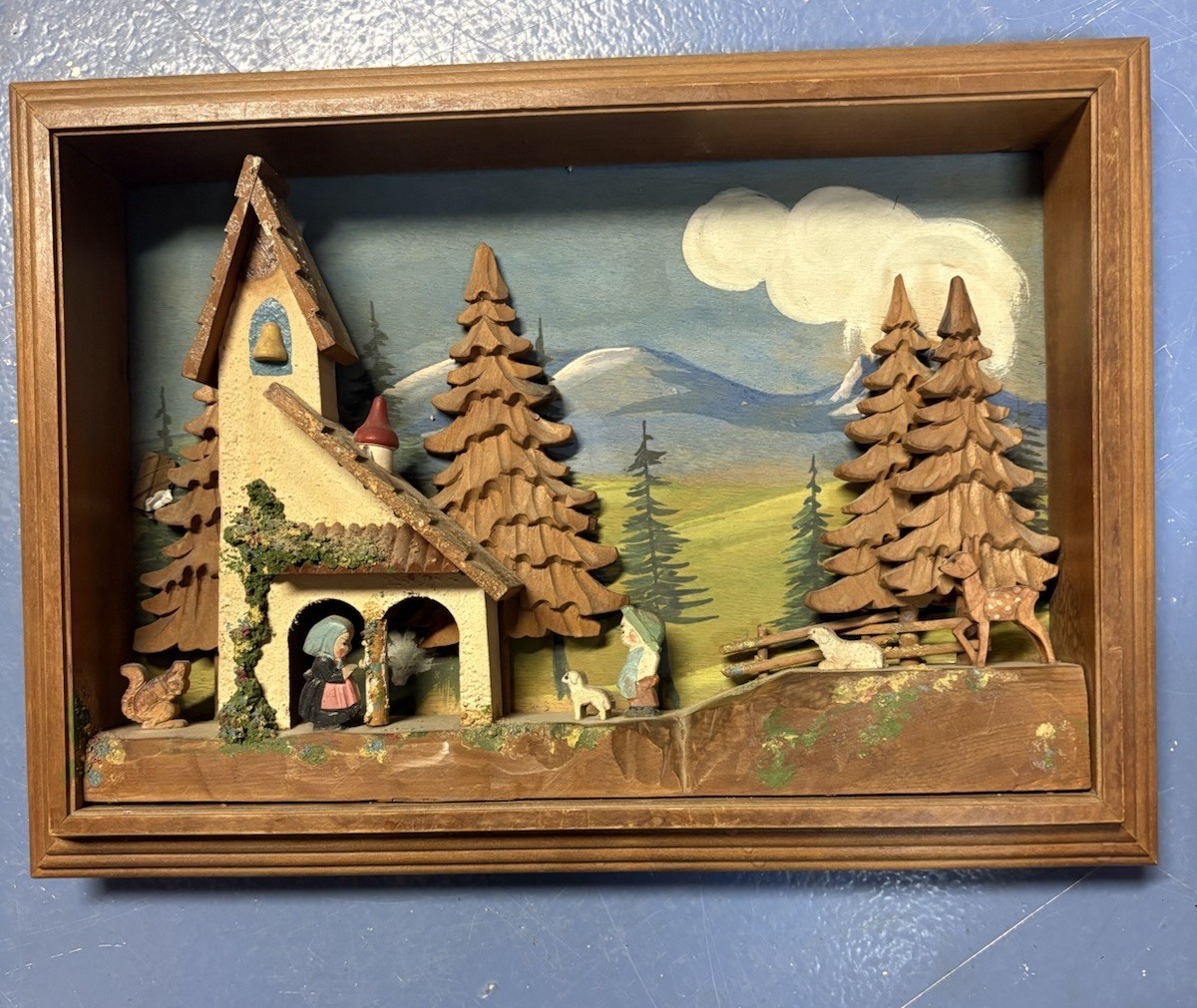 1950’s Vintage 3D Hand Carved And Hand Painted Wooden Shadow Box Diorama 1950’s Vintage 3D Hand Carved And Hand Painted Wooden Shadow Box Diorama