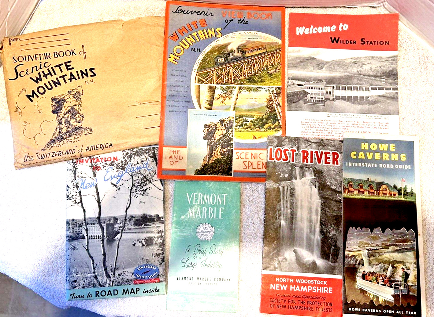 Vintage Souvenir Book of Scenic WHITE MOUNTAINS & Other Maps & Brochures {W}