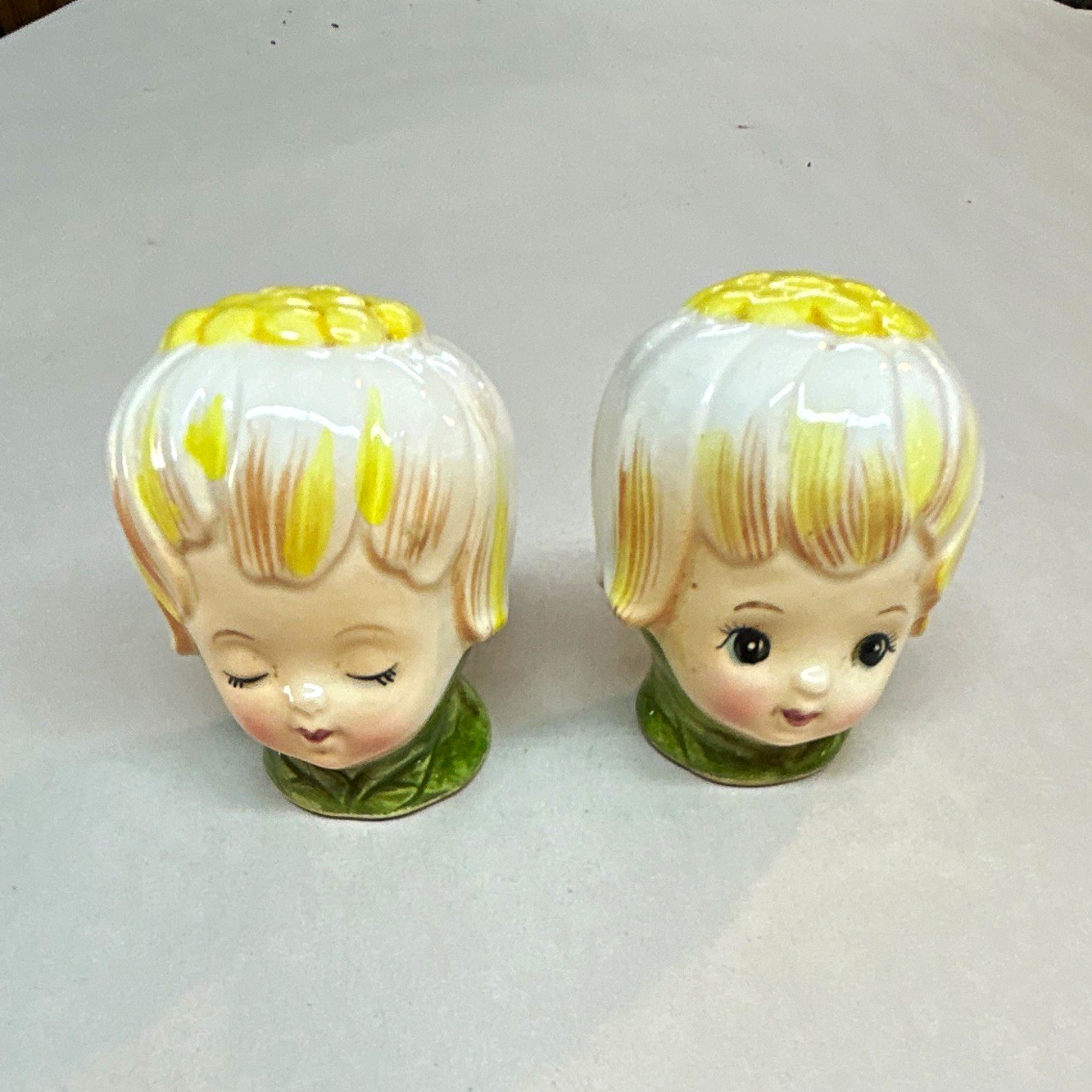 Vintage Ceramic Boy Head Salt & Pepper Shaker Set MPN 1711 Vintage Ceramic Boy Head Salt & Pepper Shaker Set MPN 1711