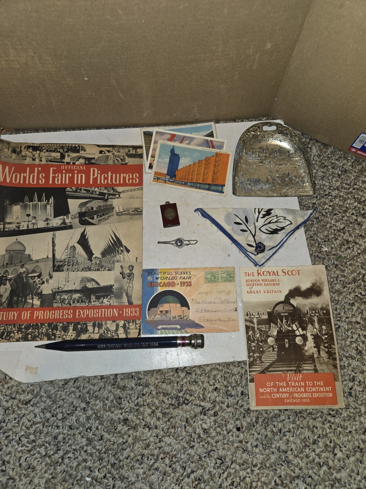 Large Group Vintage 1933 Chicago's World's Fair,Ephemera,Crumb Tray,Postcards Large Group Vintage 1933 Chicago's World's Fair,Ephemera,Crumb Tray,Postcards