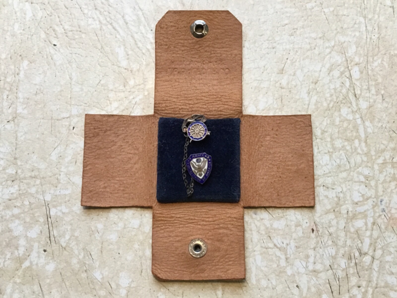 RARE WW2 Silver QUARTERMASTER PIN & ARMY SHEILD LG Balfour Co Mass Leather case RARE WW2 Silver QUARTERMASTER PIN & ARMY SHEILD LG Balfour Co Mass Leather case