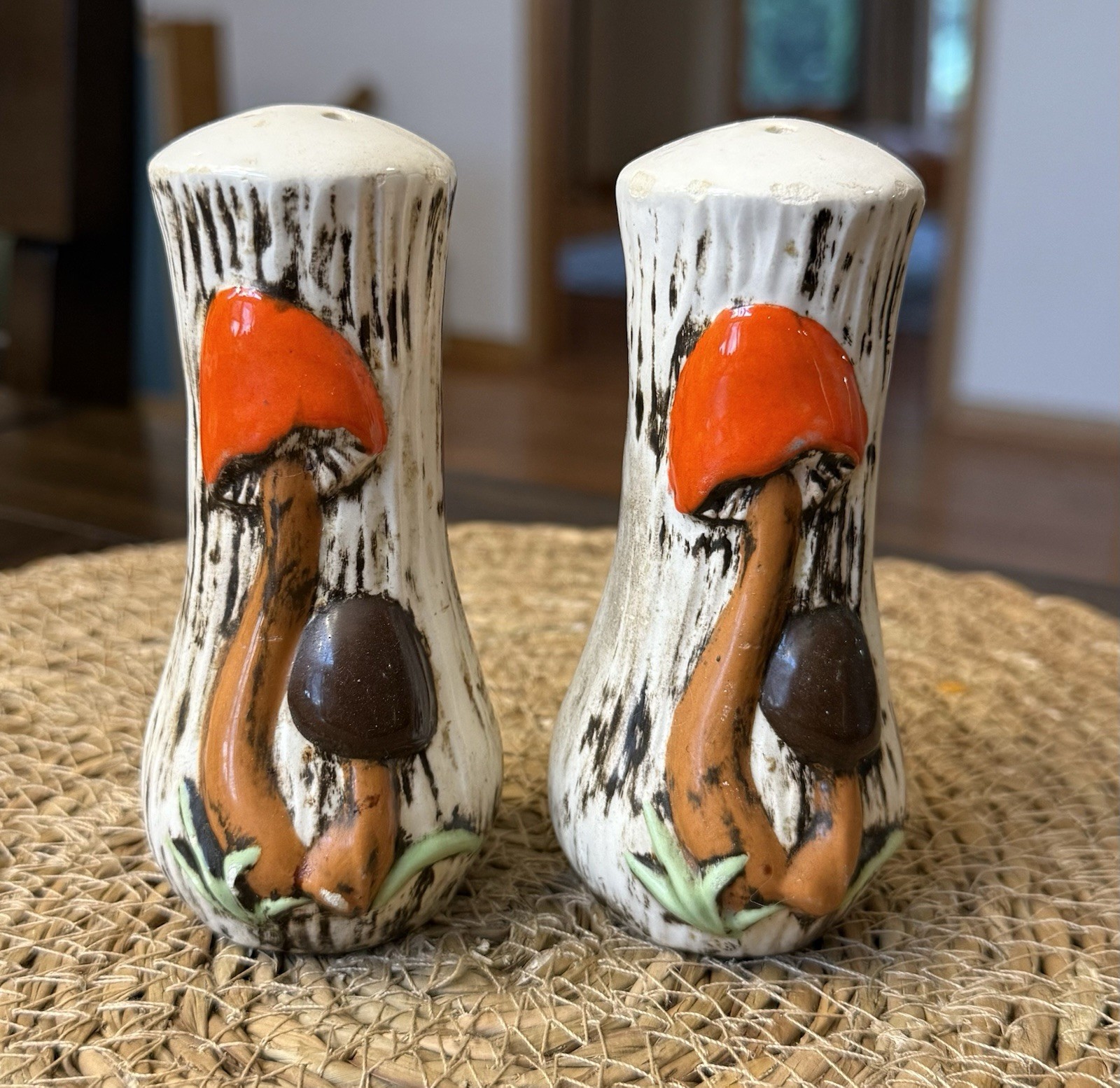 Vintage 1970s Ceramic Mushroom Salt Pepper Shakers Retro MCM Kitsch 4”