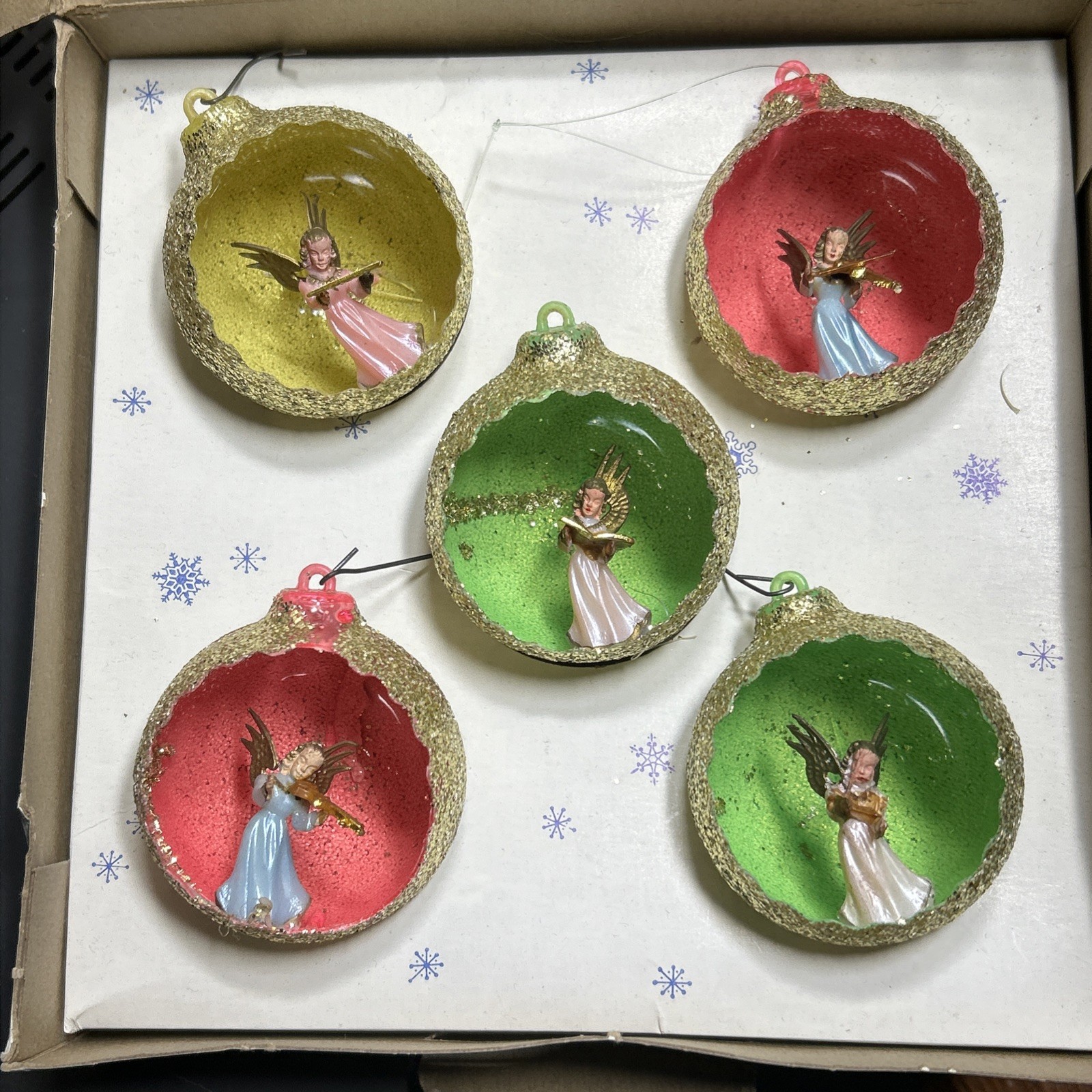 VTG SET OF (5) DECOR GOLD GLITTER & ANGELS CHRISTMAS BALLS  IN ORIGNAL BOX