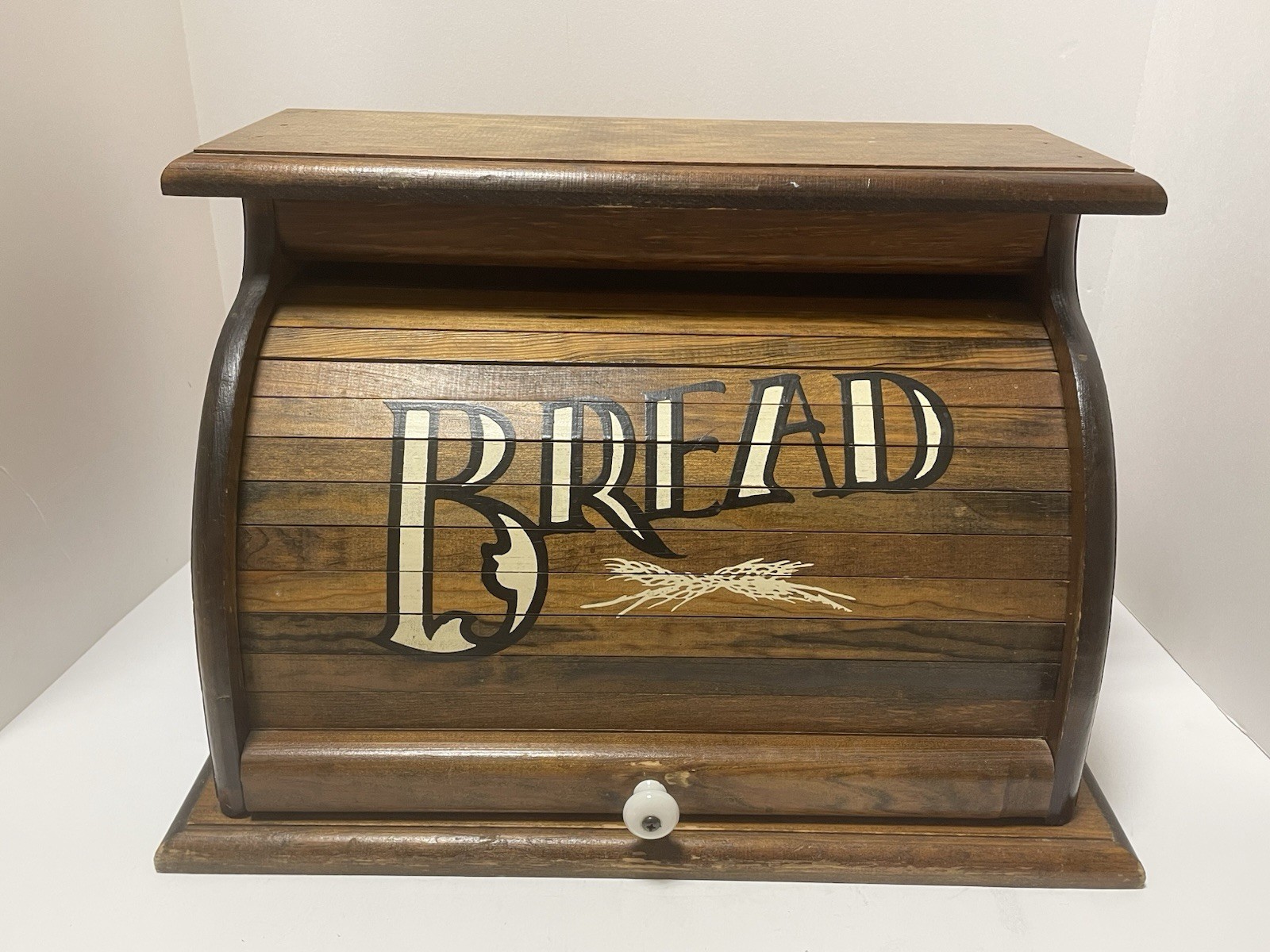 Vintage Antique Dark Wood Wooden Roll Top Bread Box with “BREAD” Lettering Vintage Antique Dark Wood Wooden Roll Top Bread Box with “BREAD” Lettering
