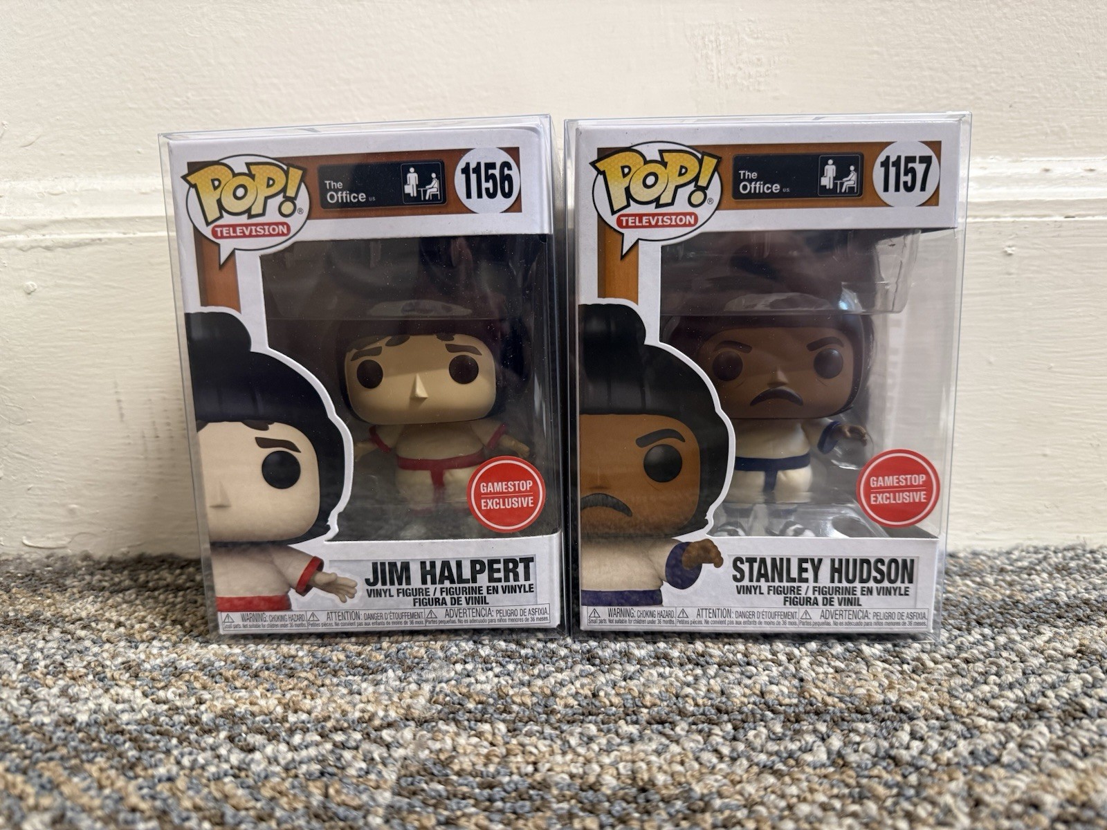 Stanley Hudson and Jim Halpert Sumo Suit GameStop Exclusive Funko Pops Stanley Hudson and Jim Halpert Sumo Suit GameStop Exclusive Funko Pops