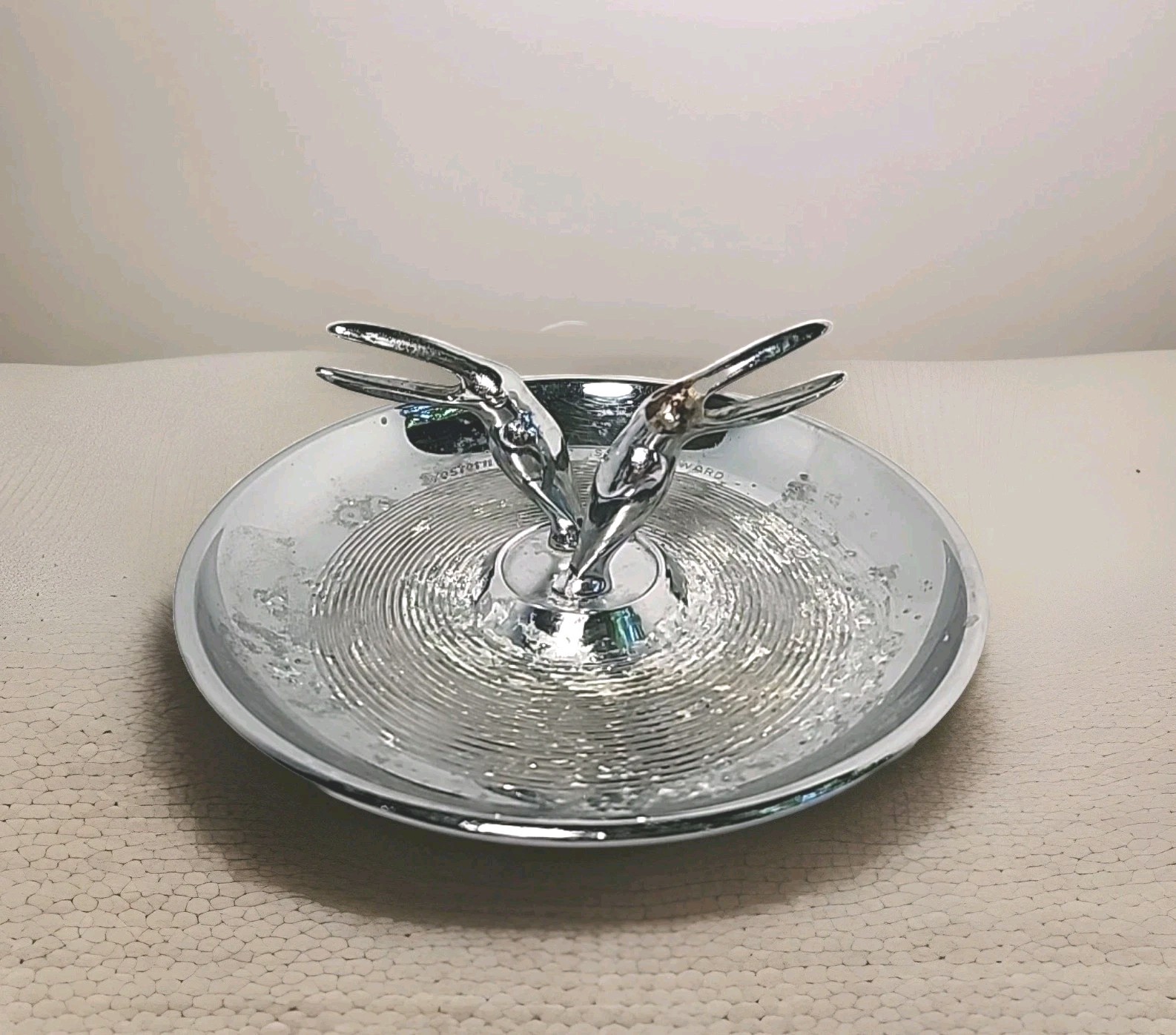 Vtg Pincherette Toucans Art Deco Chrome Metal Ashtray Award USA☆☆ Vtg Pincherette Toucans Art Deco Chrome Metal Ashtray Award USA☆☆
