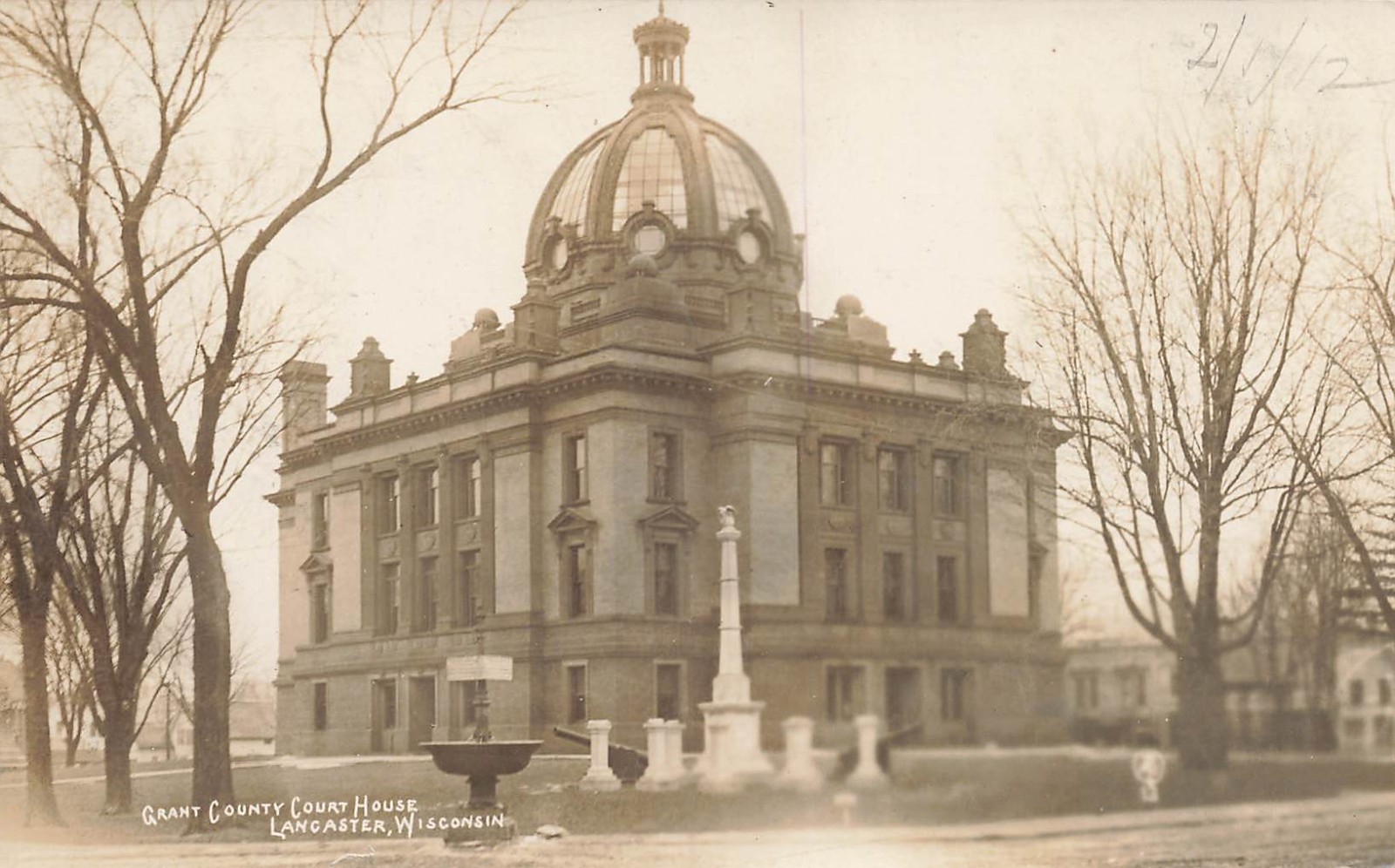 LP14 Lancaster Wisconsin Grant County Court House  RPPC Postcard