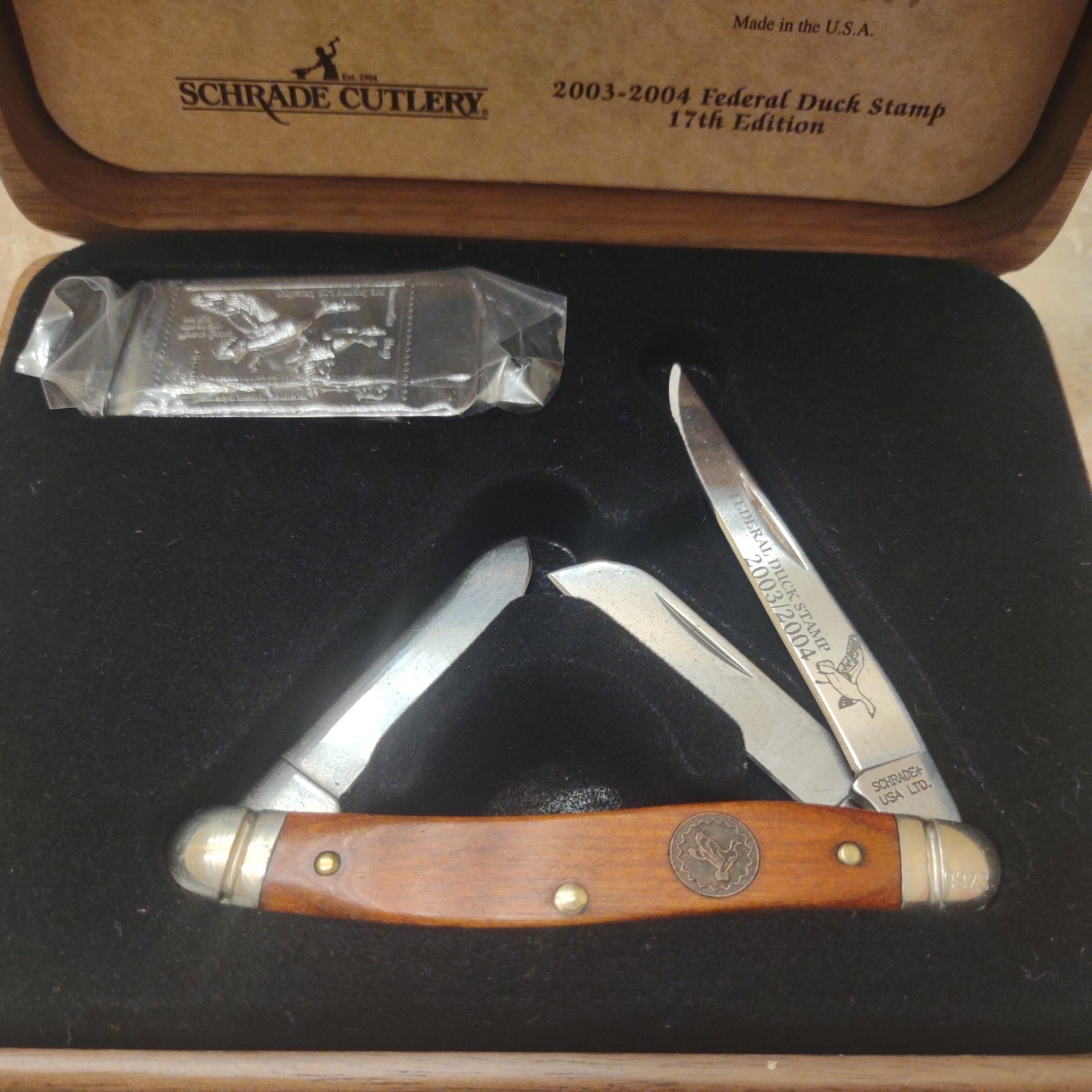 Schrade Cutlery 2003/2004 Federal Duck Stamp Commemorative Edition Knife BOX SET Schrade Cutlery 2003/2004 Federal Duck Stamp Commemorative Edition Knife BOX SET
