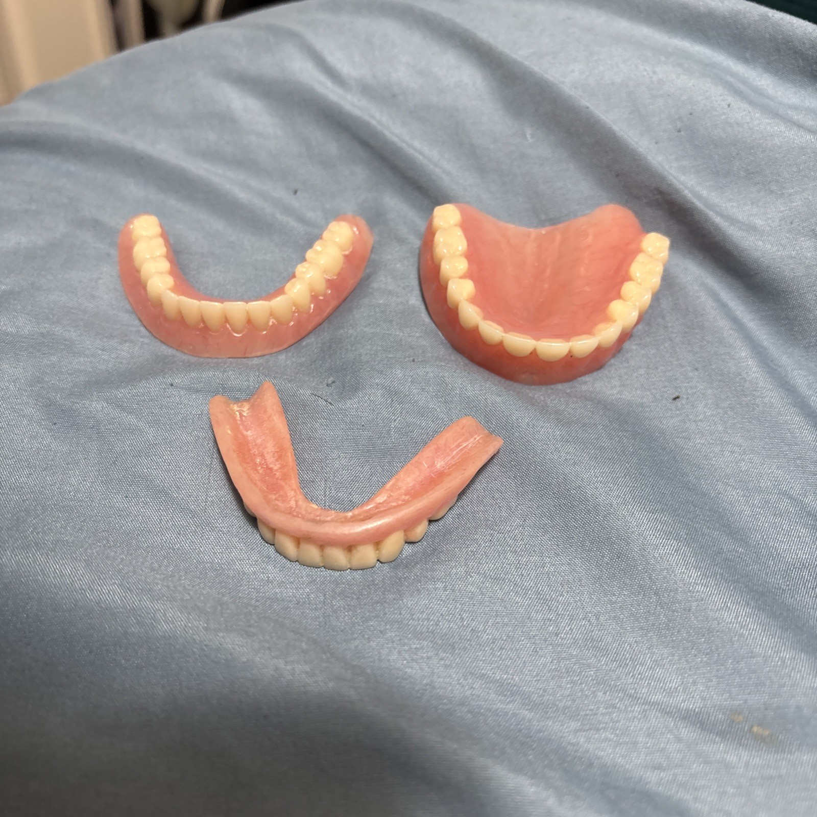 Vintage Lot Of False Teeth, Dentures, Dentoforms,Dental Props For Learning Vintage Lot Of False Teeth, Dentures, Dentoforms,Dental Props For Learning