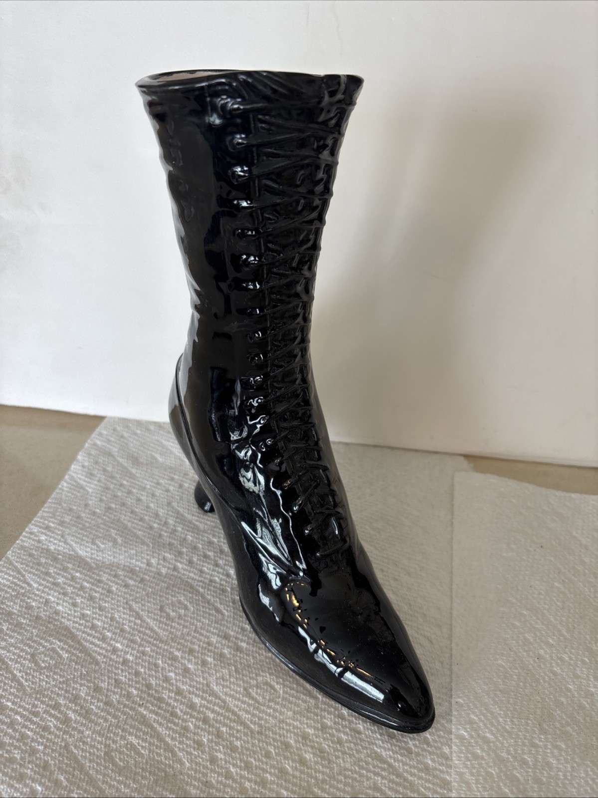 Vintage Ceramic Victorian Style Boot Vase Vintage Ceramic Victorian Style Boot Vase