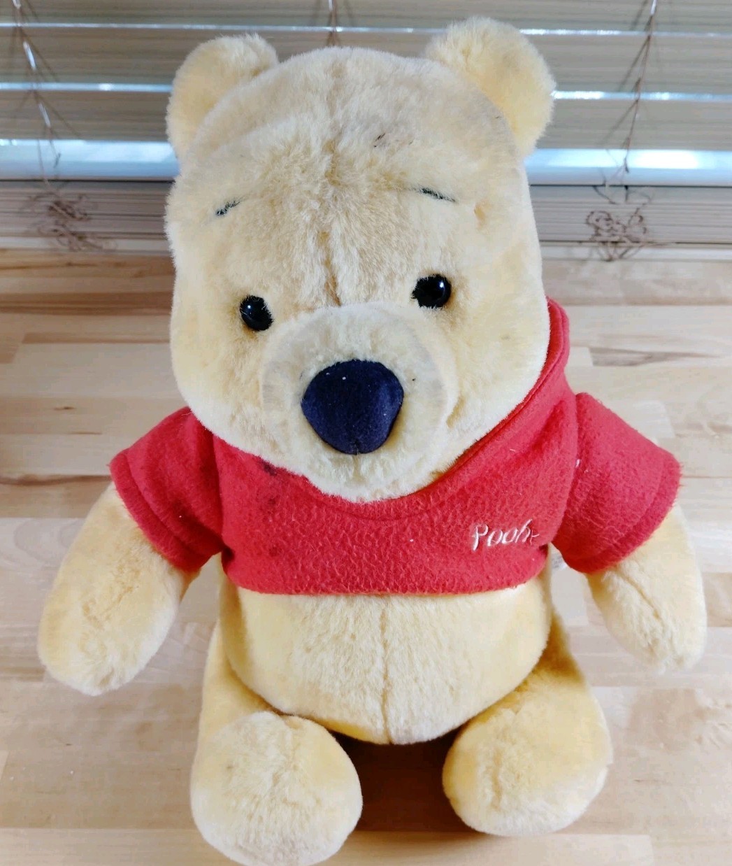 Vintage 1998 Mattel Disney Talking Winnie the Pooh Plush Bear