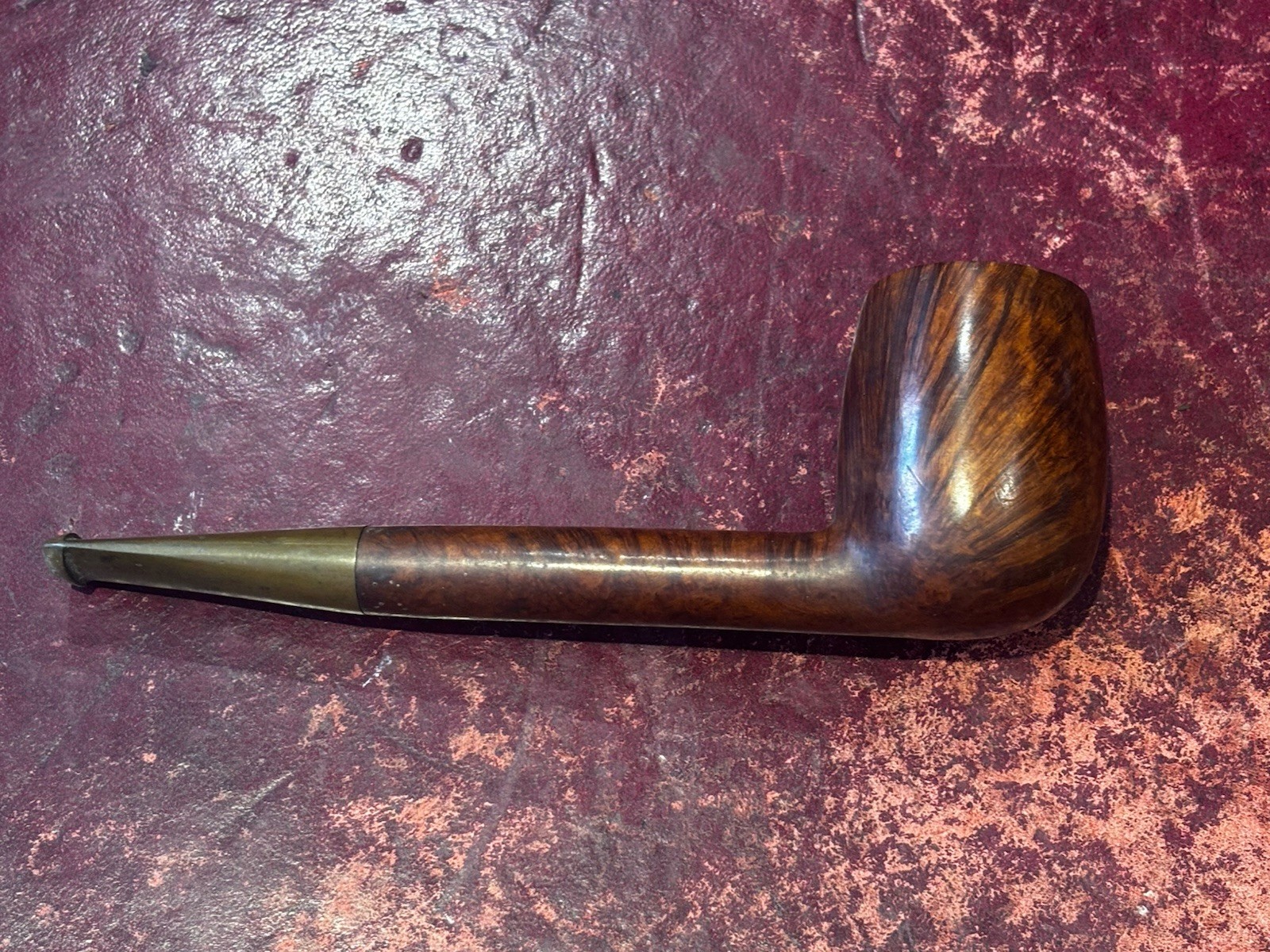 Vintage Pipe. Stamped Charatan's Make Special, No 402 Vintage Pipe. Stamped Charatan's Make Special, No 402