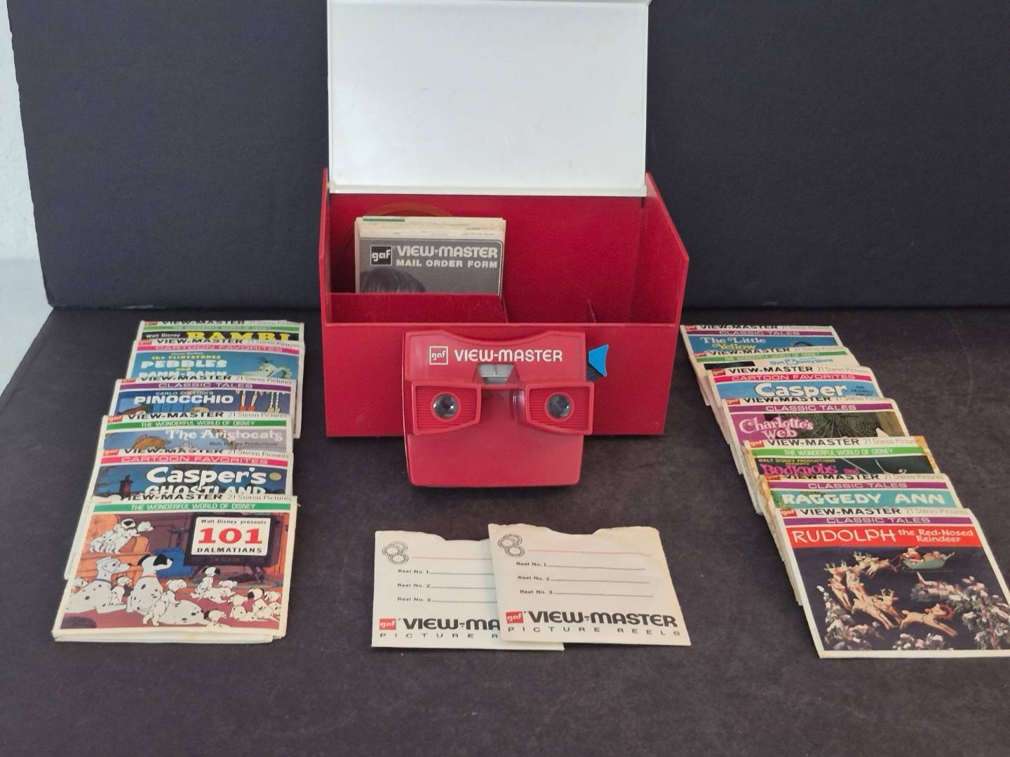 Vintage GAF ViewMaster Set w/ Storage Case Mailers & 14 Reel Sets Inc Thriller