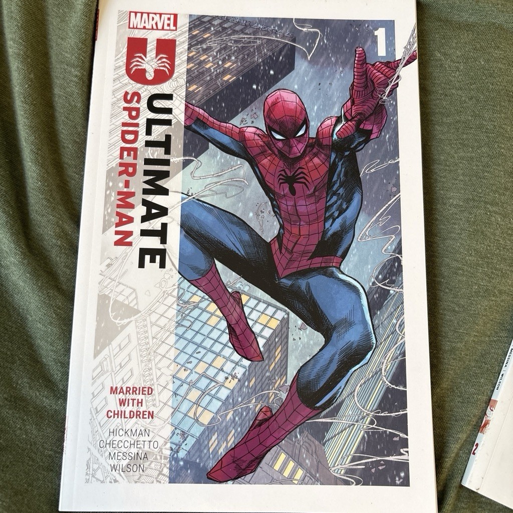 Marvel Comics Ultimate Spider-Man Comic Lot #1-3 Marvel Comics Ultimate Spider-Man Comic Lot #1-3