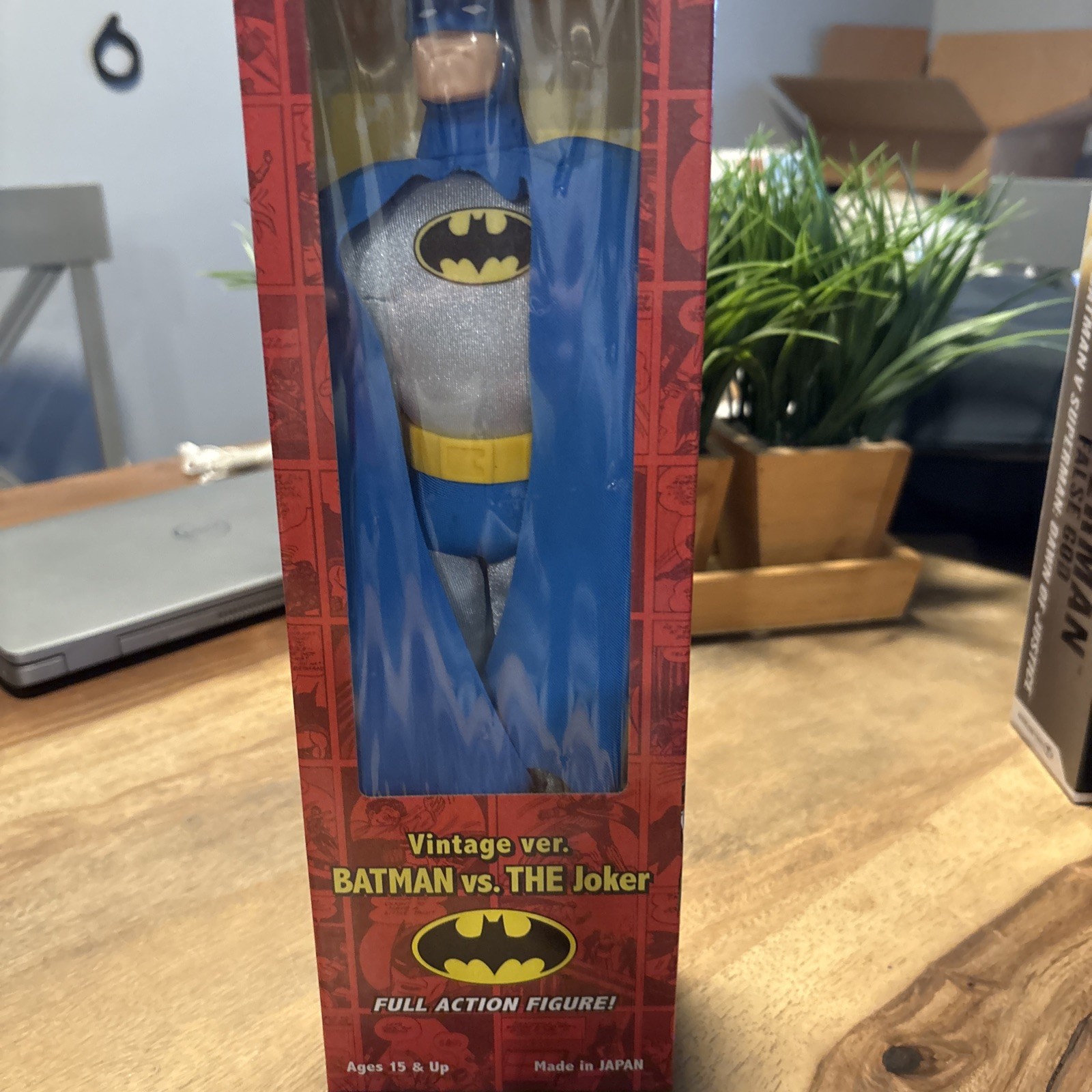Takara Tomy Batman vs. Joker Action Figure Vintage 75th Anniversary Edition Rare Takara Tomy Batman vs. Joker Action Figure Vintage 75th Anniversary Edition Rare