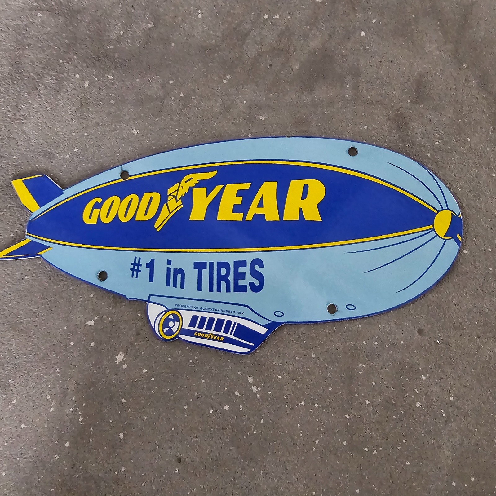 VINTAGE GOODYEAR 1 IN TIRES OLD US GASOLINE OIL GAS PUMP ENAMEL PORCELAIN SIGN