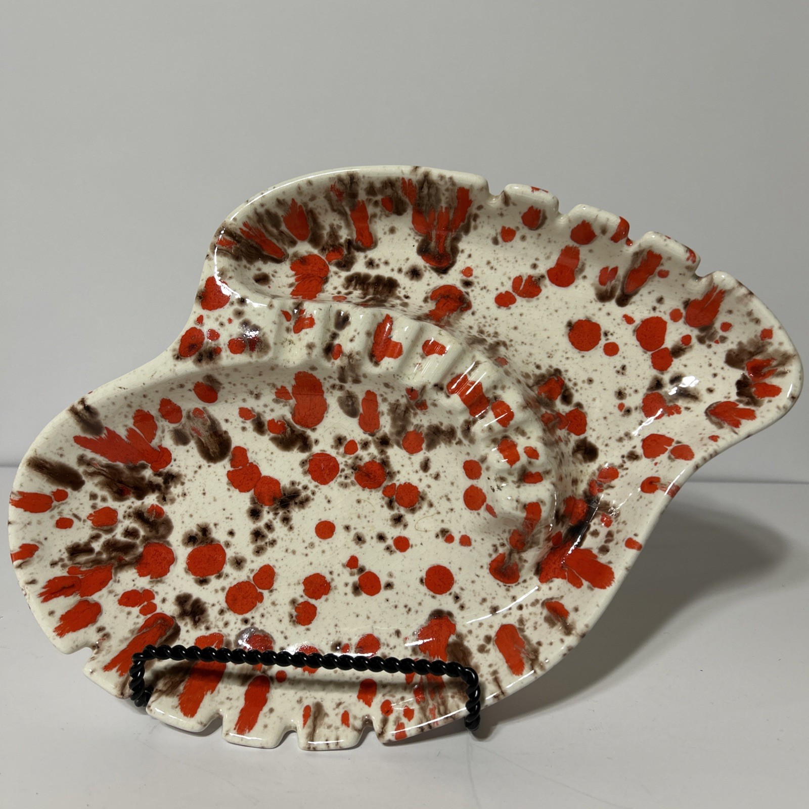 VTG MCM Retro Large 13” White Red Brown Drip Glaze Amoeba Ceramic Ashtray EUC VTG MCM Retro Large 13” White Red Brown Drip Glaze Amoeba Ceramic Ashtray EUC