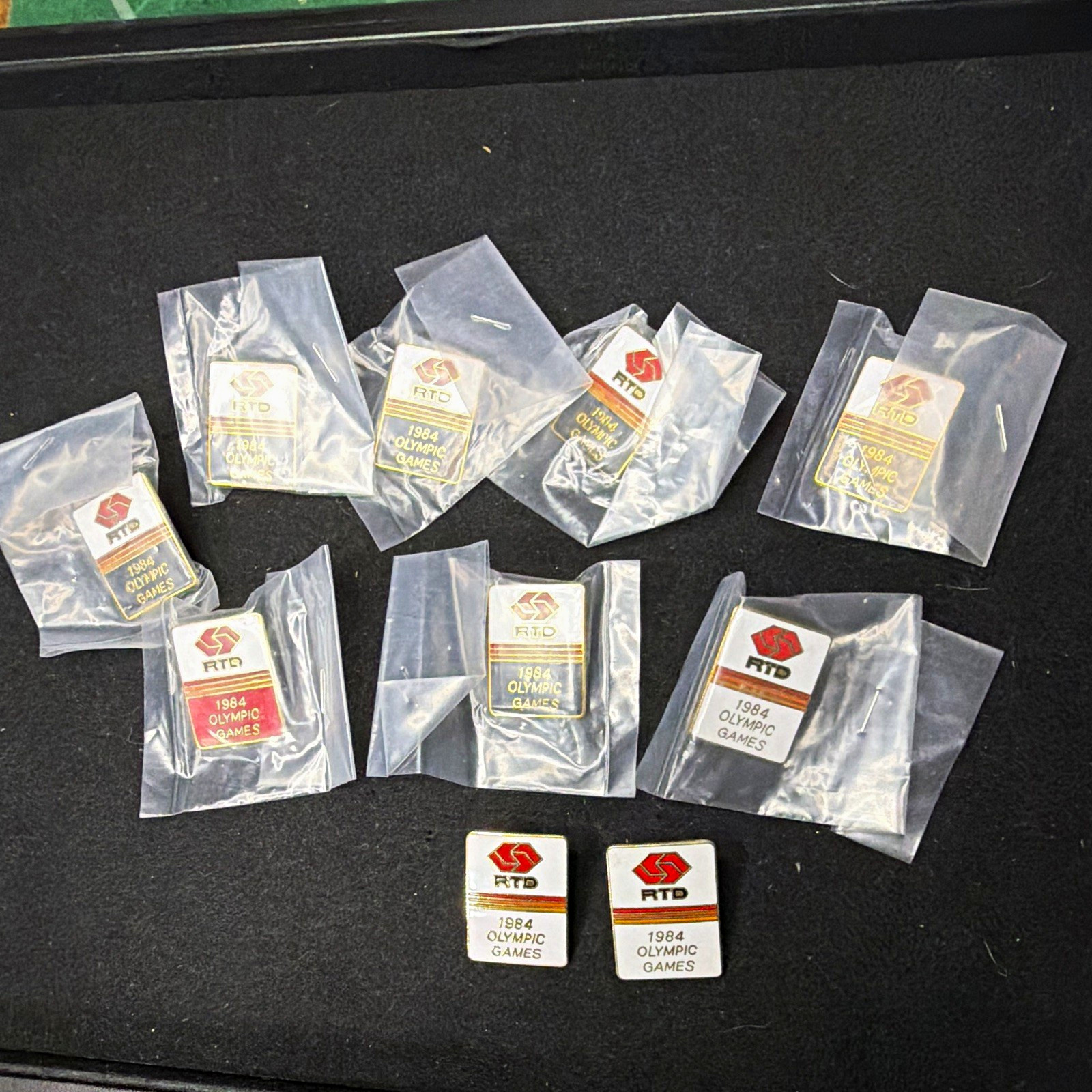 Vintage 1984 LOS ANGELES OLYMPICS PIN California Rapid Transit District lot 10 Vintage 1984 LOS ANGELES OLYMPICS PIN California Rapid Transit District lot 10