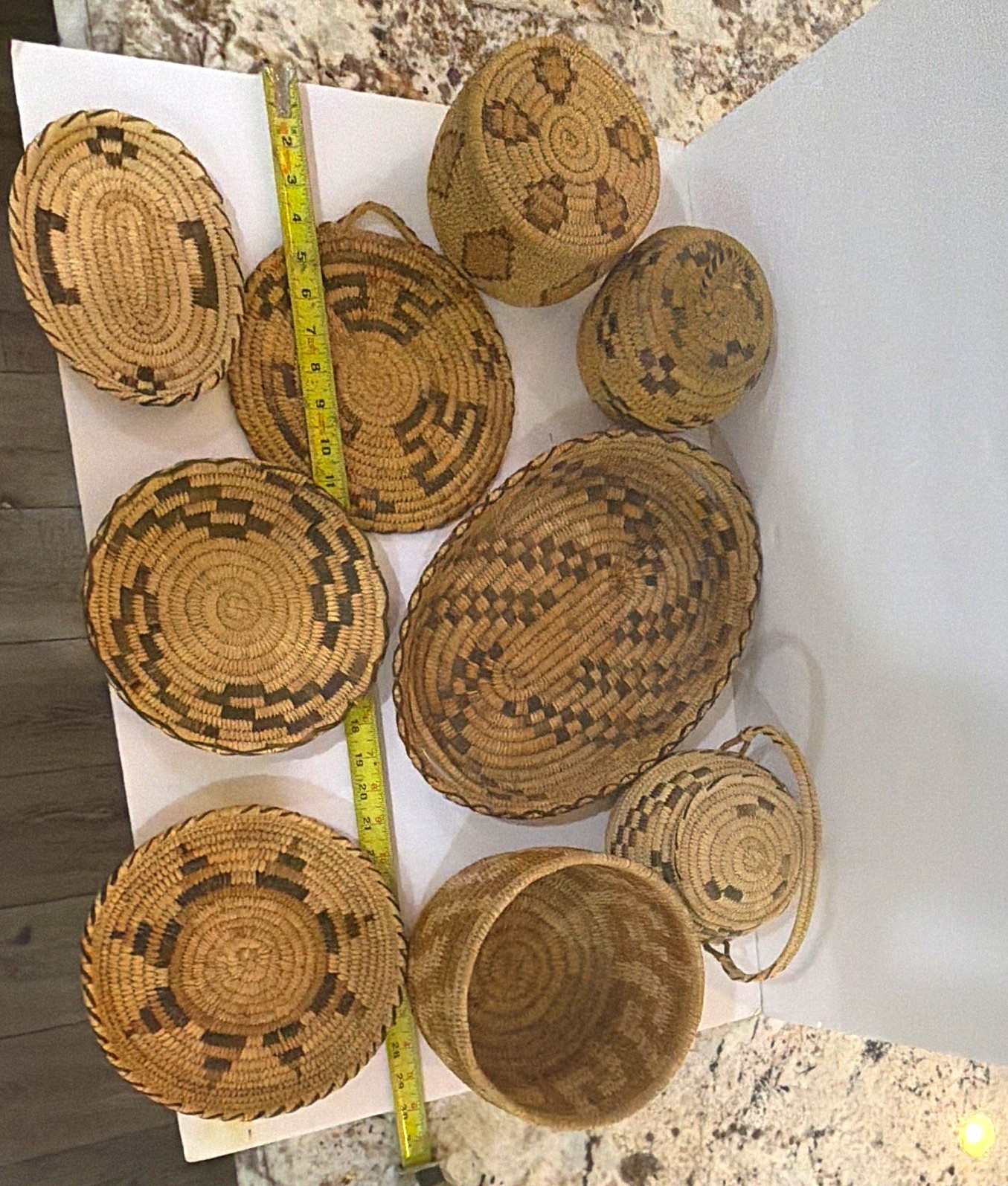 Lot of 9 Native American coiled baskets, bowls, lidded storage vessels Lot of 9 Native American coiled baskets, bowls, lidded storage vessels