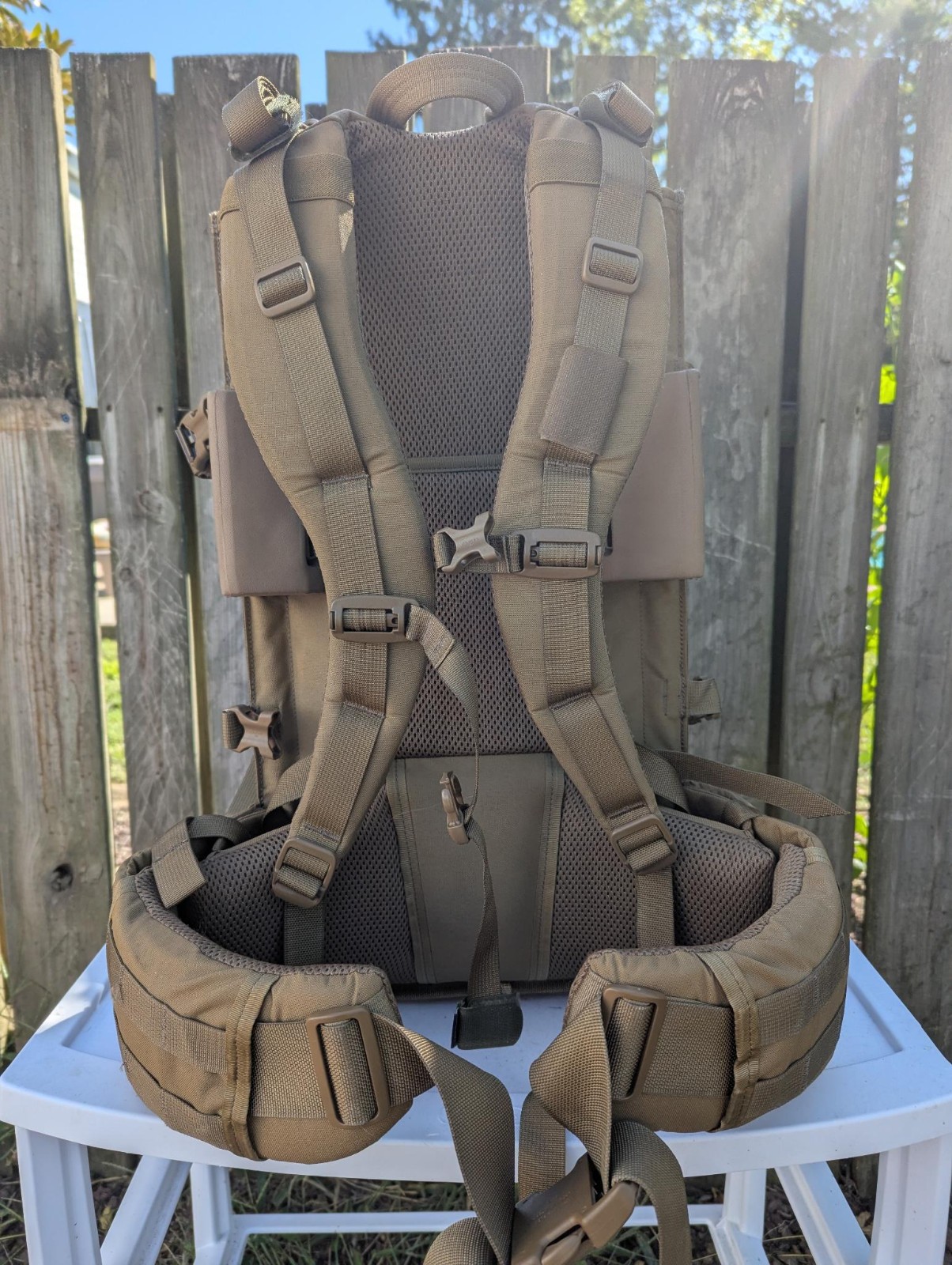 Mystery Ranch Load Sling Backpack - NICE Frame - Coyote 2020 Mystery Ranch Load Sling Backpack - NICE Frame - Coyote 2020