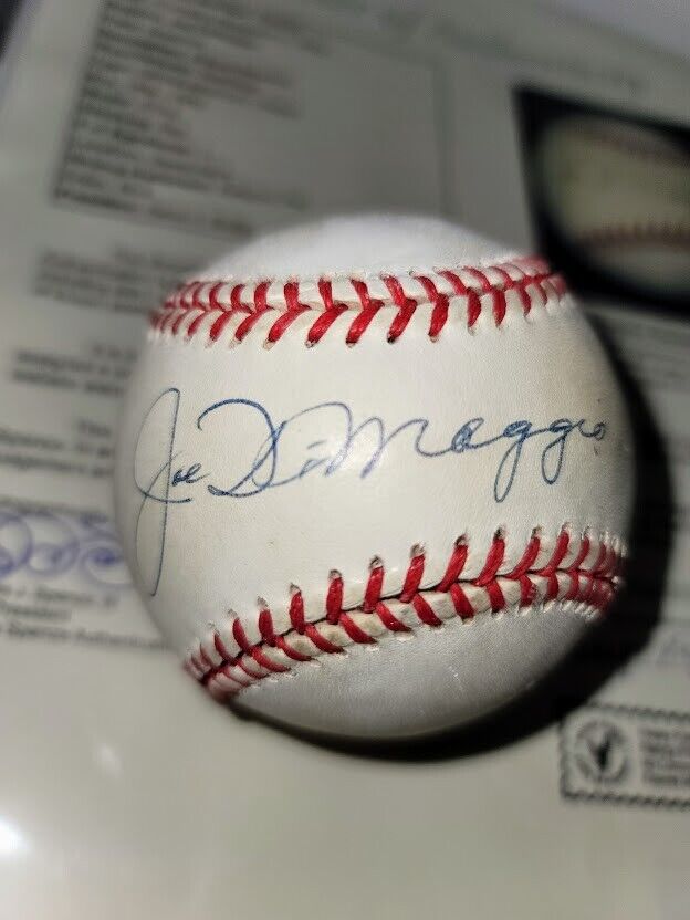 Joe DiMaggio  signed autographed Official American  League Baseball  JSA LOA COA