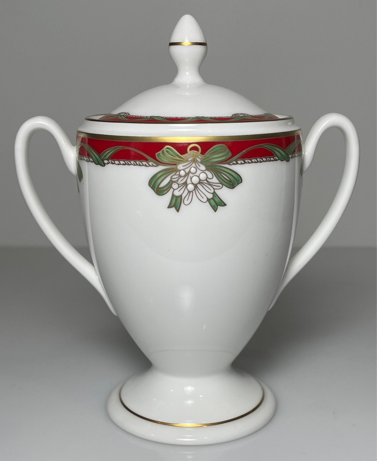 Waterford Holiday Ribbons Sugar Bowl and Lid 4 1/4\ Waterford Holiday Ribbons Sugar Bowl and Lid 4 1/4\