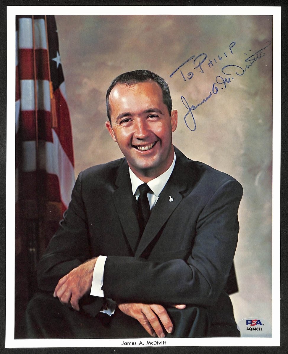 James A. McDivitt Signed 8x10 Photo NASA Astronaut Apollo 9 PSA/DNA 210772 James A. McDivitt Signed 8x10 Photo NASA Astronaut Apollo 9 PSA/DNA 210772