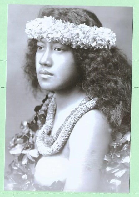 Found 4X6 PHOTO of Pretty Vintage Native Hawaiian Island Girl Found 4X6 PHOTO of Pretty Vintage Native Hawaiian Island Girl