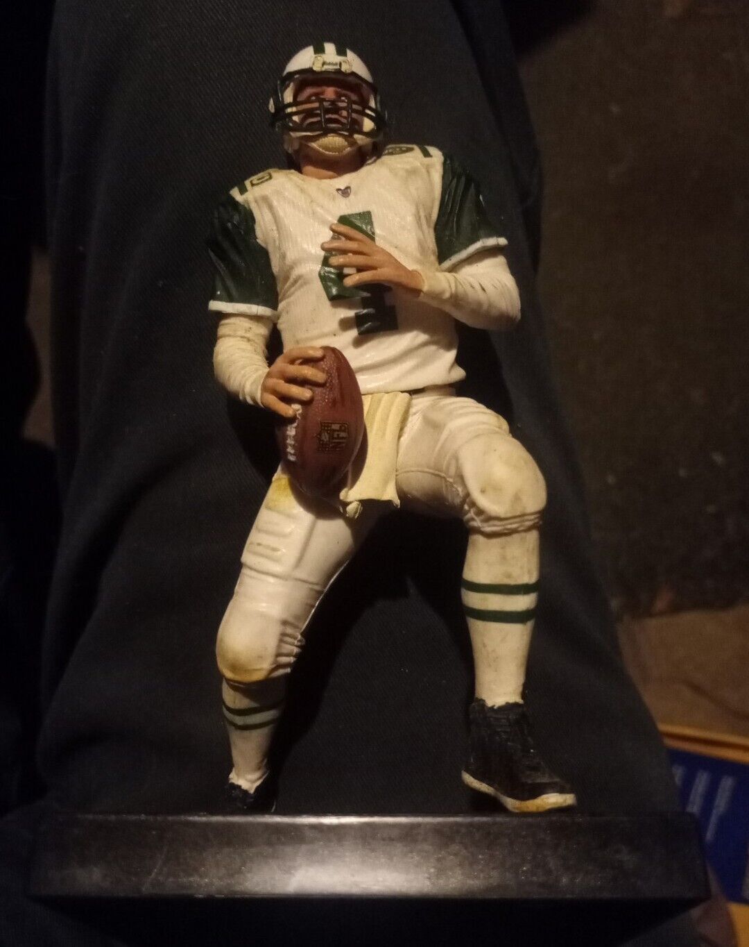 PLAYERS INC. TMP INT. Brett Favre New York Jets #4 Figurine Plastic 7” 2008