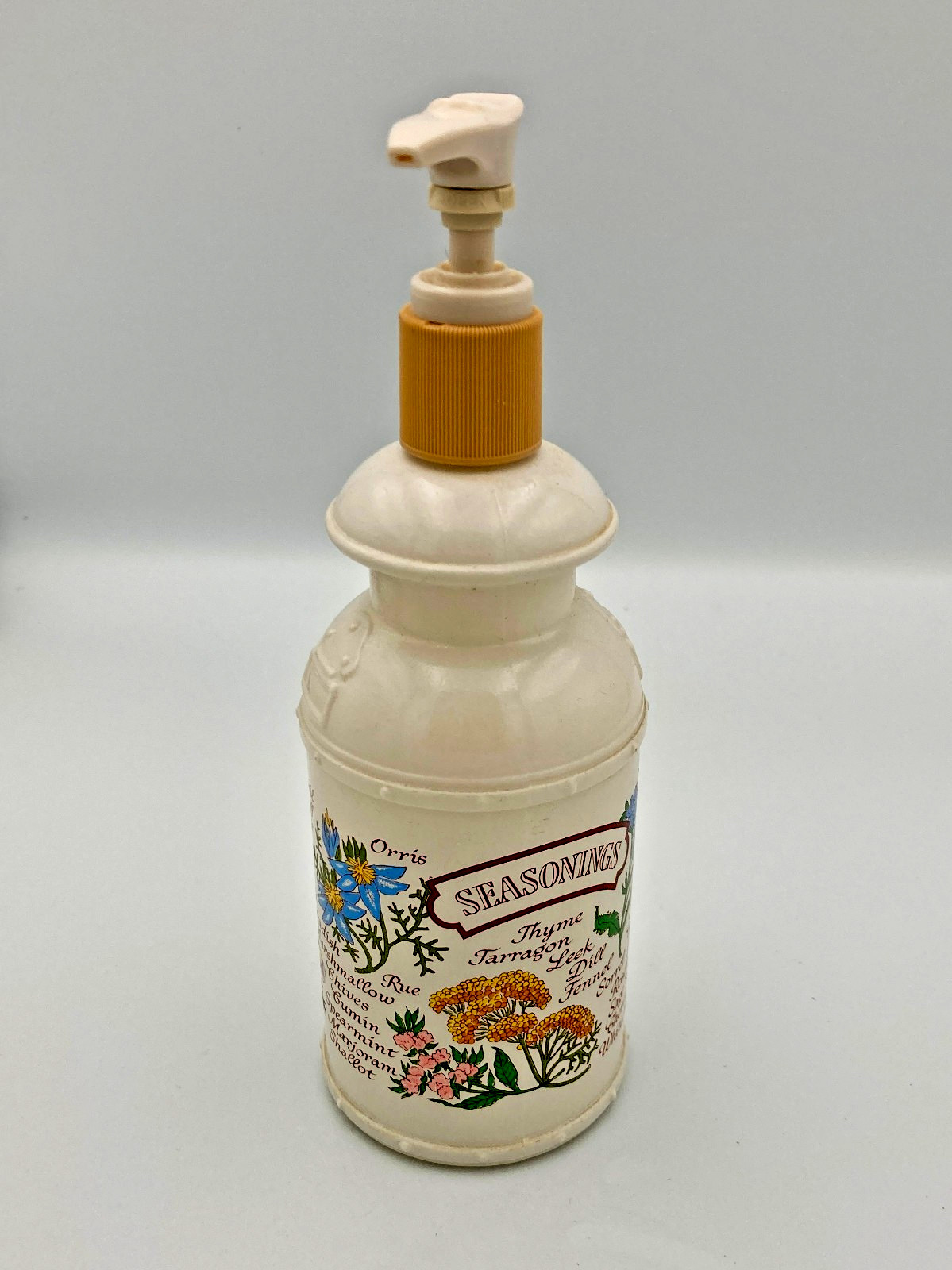 Vintage (1970s) AVON Country Kitchen Lotion Dispenser Vintage (1970s) AVON Country Kitchen Lotion Dispenser