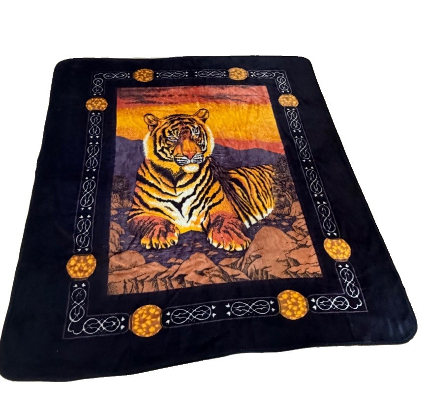 Vintage Tiger King Large 90x86\
