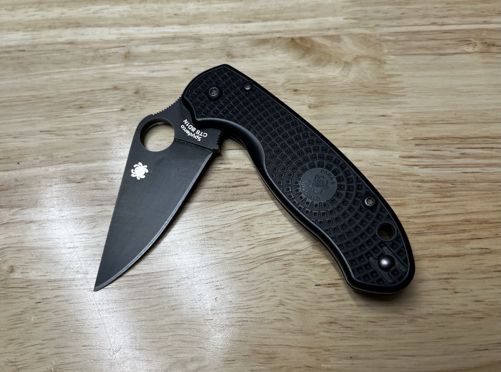 Spyderco Para 3 Lightweight Spyderco Para 3 Lightweight