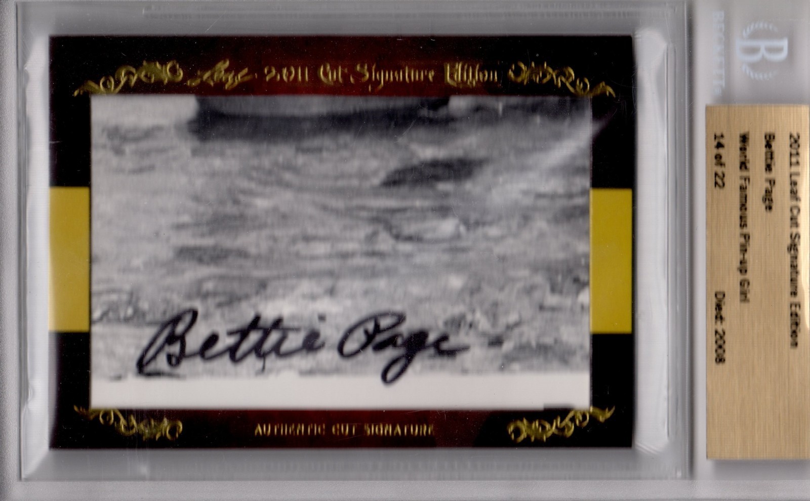 2011 Leaf Cut Signature Bettie Page Auto Autograph 14/22 Encapsulated Pin-Up