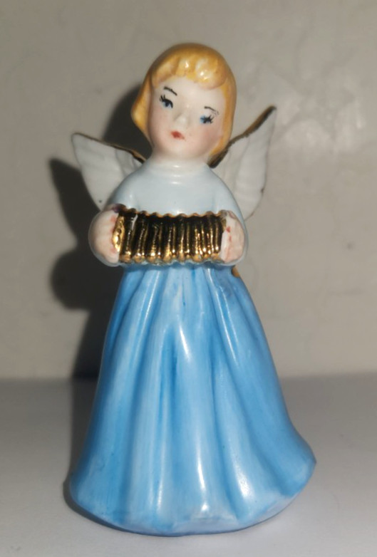 Vintage Beautiful Vesta 3\